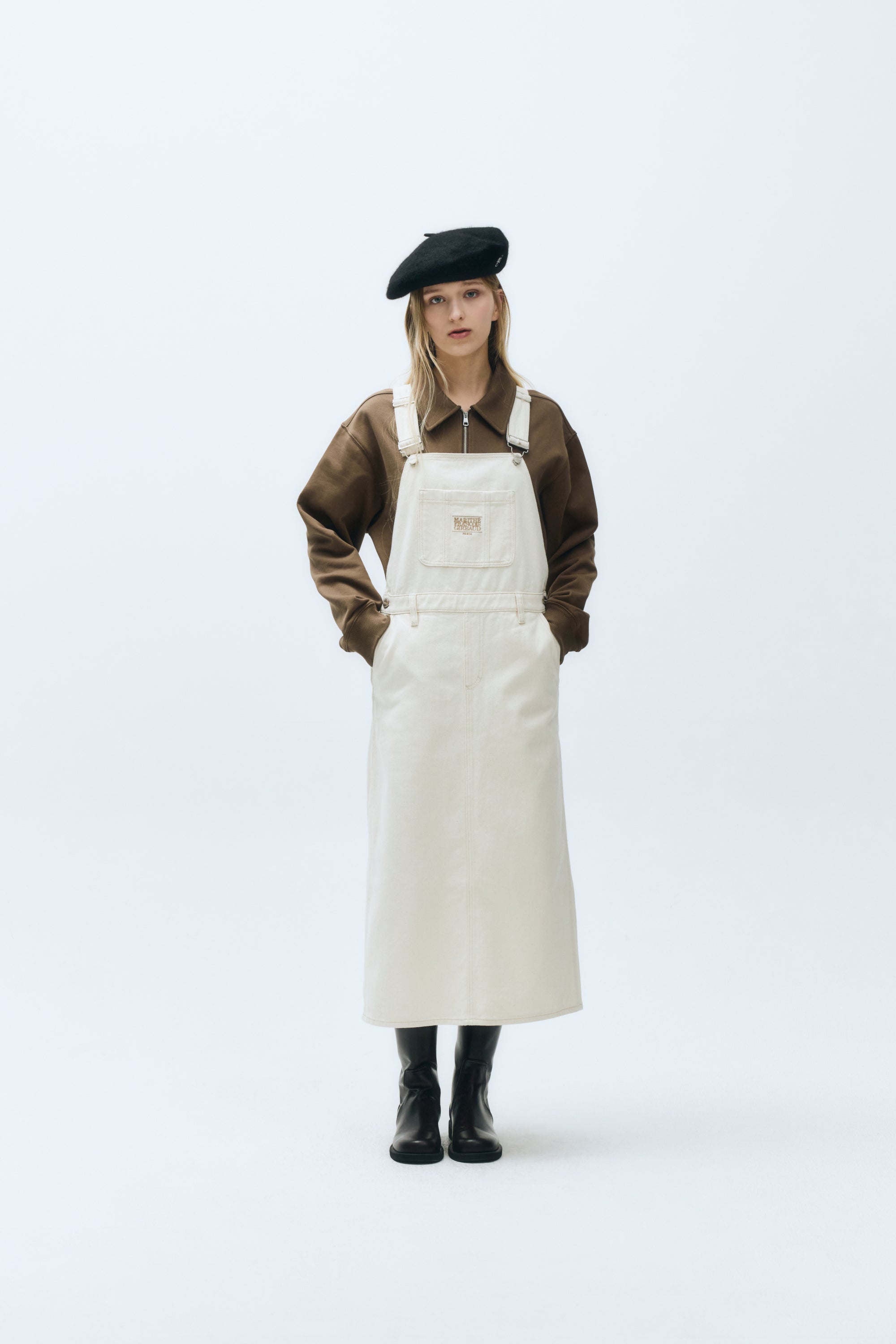 Circle Logo Embroidery Wool Beret Black