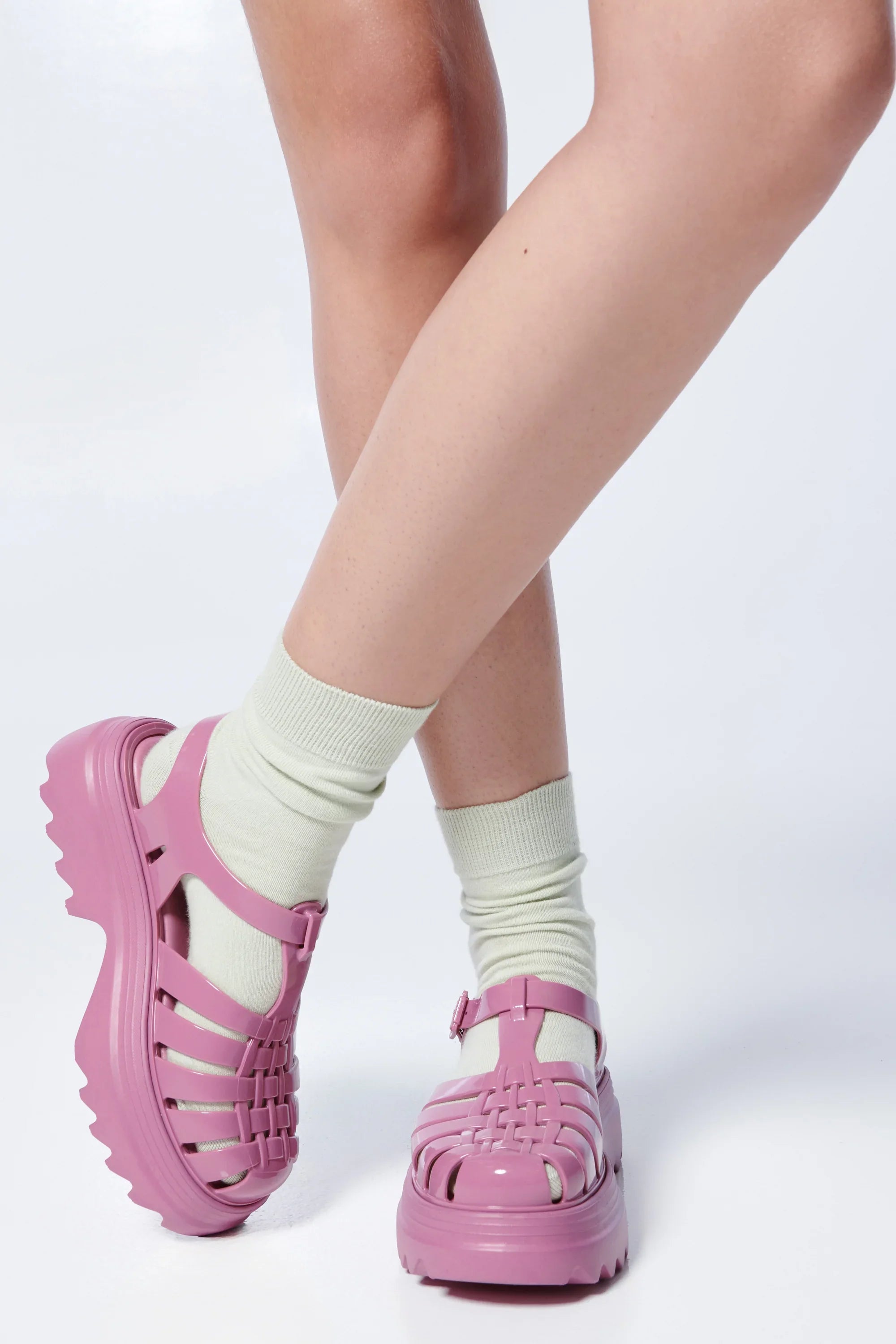 MELISSA POSSESSION PLATFORM II AD