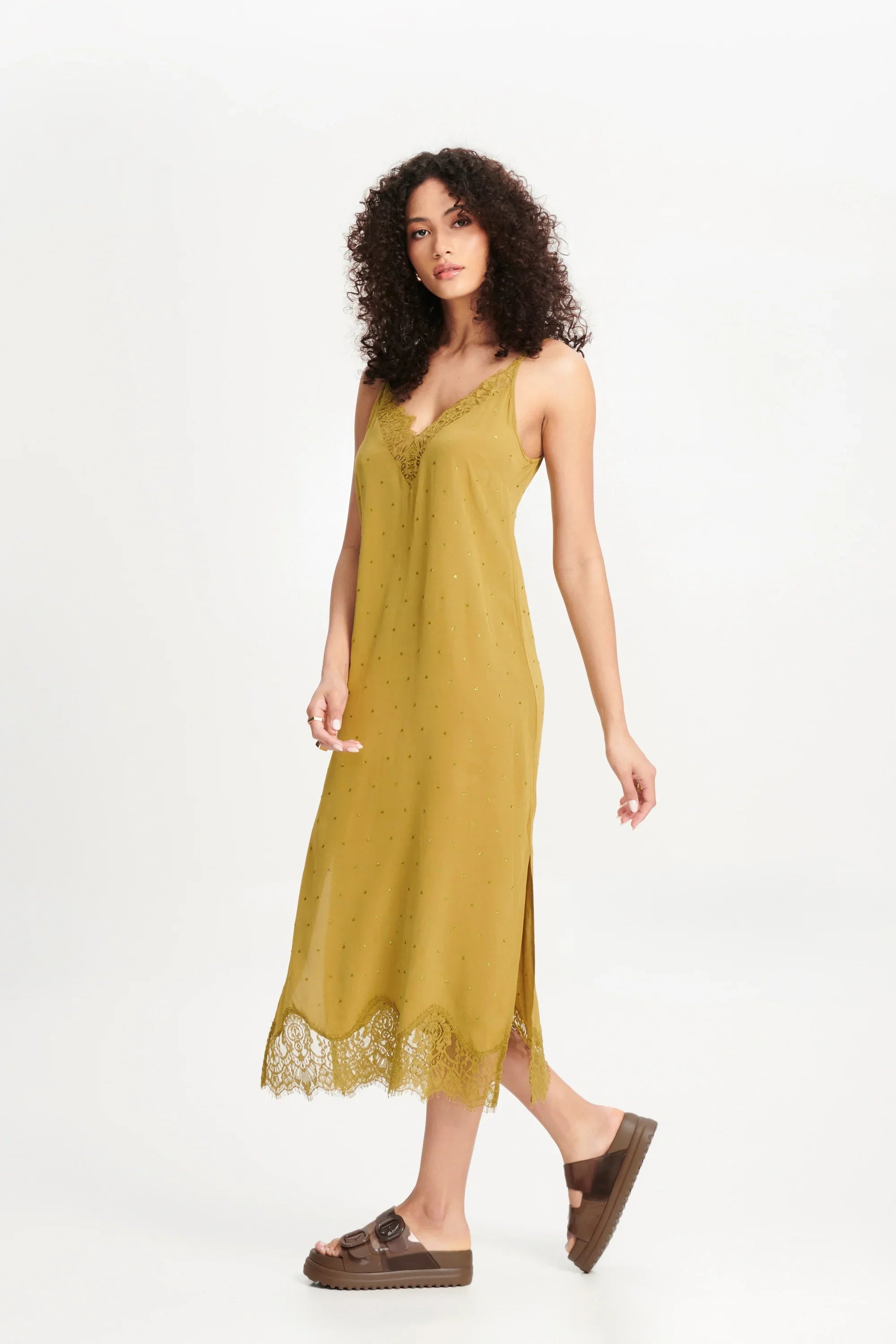 MELISSA COZY PLATFORM AD