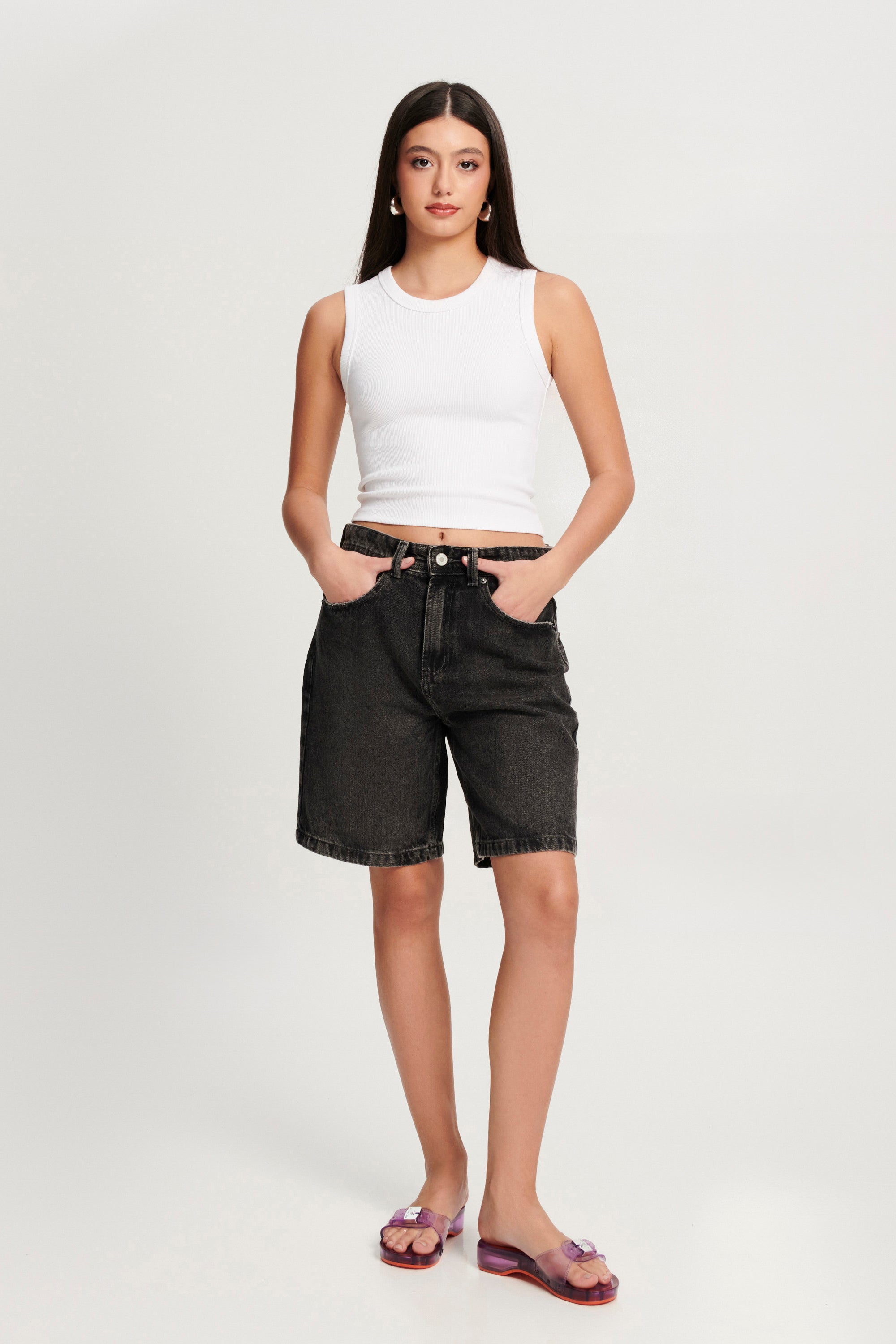 MELISSA PESCURA HEEL + SCHOLL AD