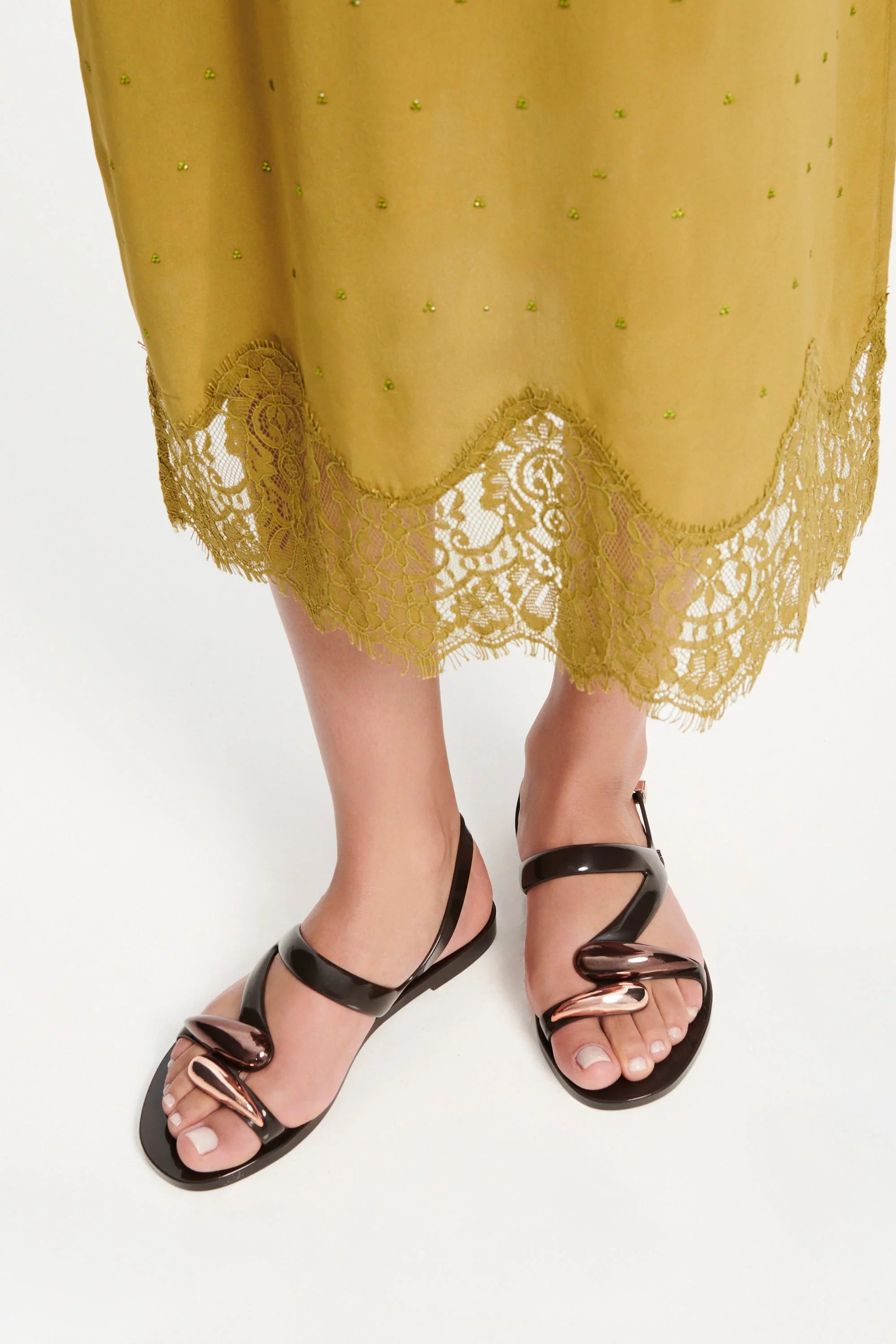 MELISSA IRIS SANDAL AD