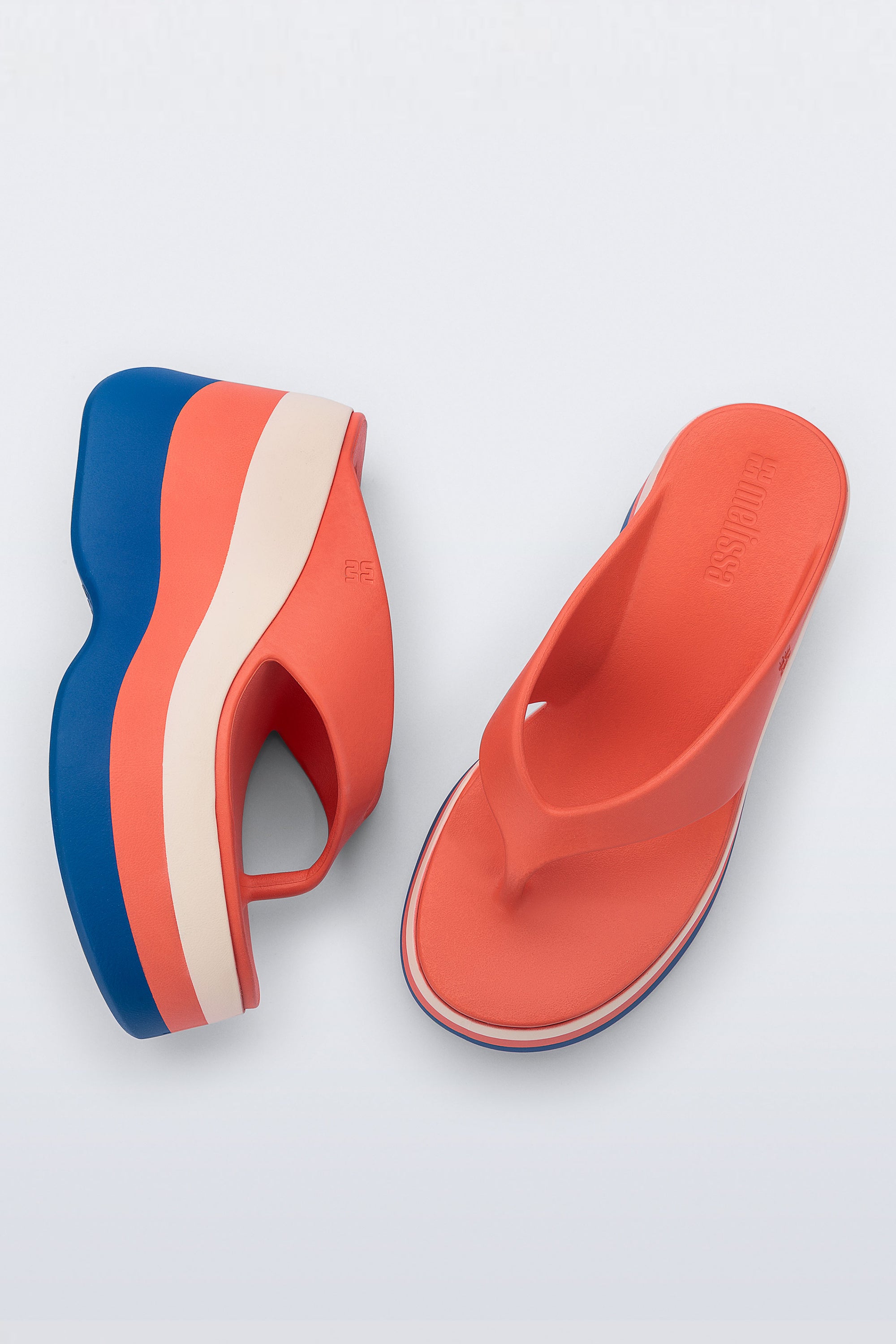 MELISSA FREE THONG WEDGE PRINT AD รองเท้าส้นสูง