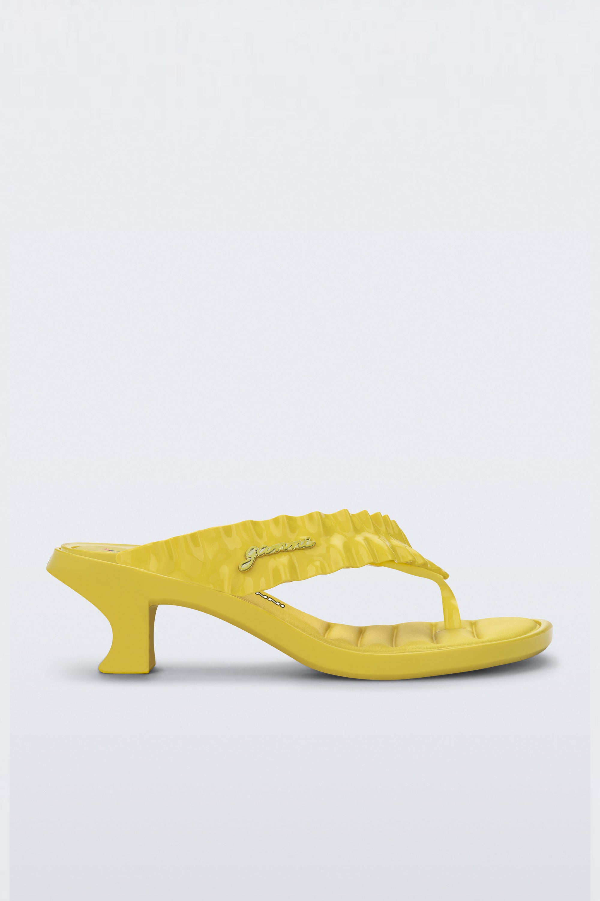 MELISSA THONG KITTEN HEEL + GANNI AD รองเท้าส้นสูง