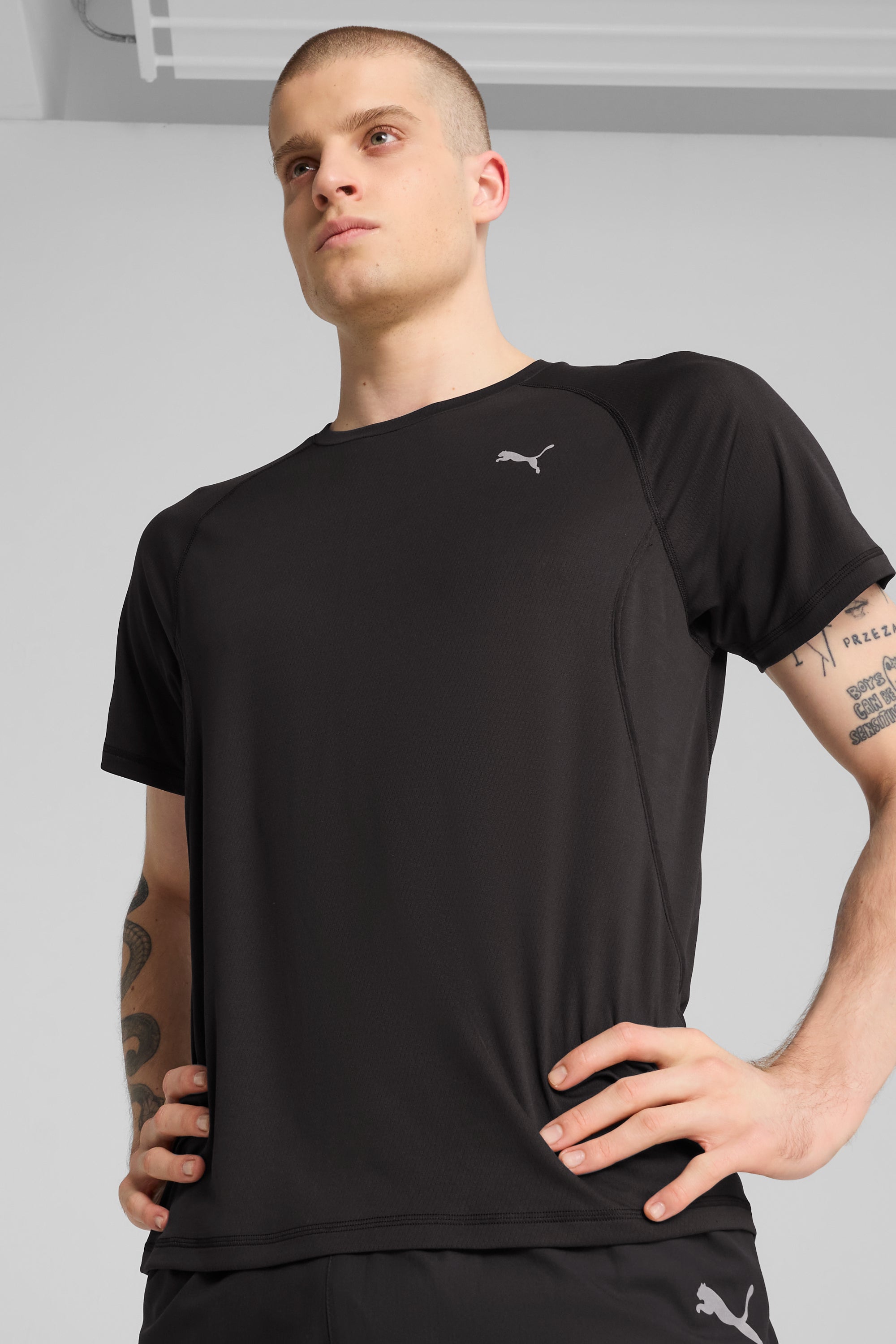 M RUN VELOCITY TEE