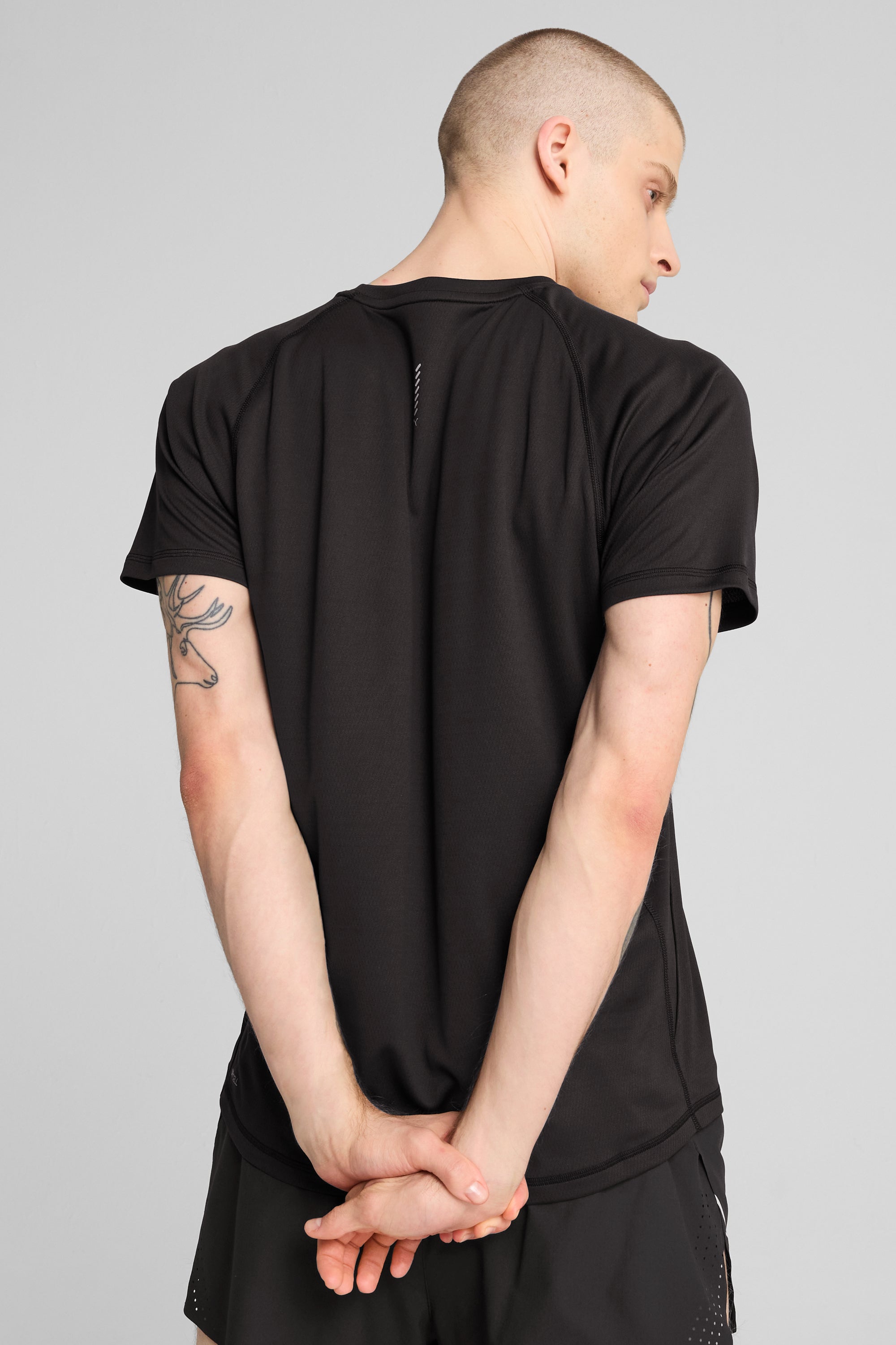 M RUN VELOCITY TEE