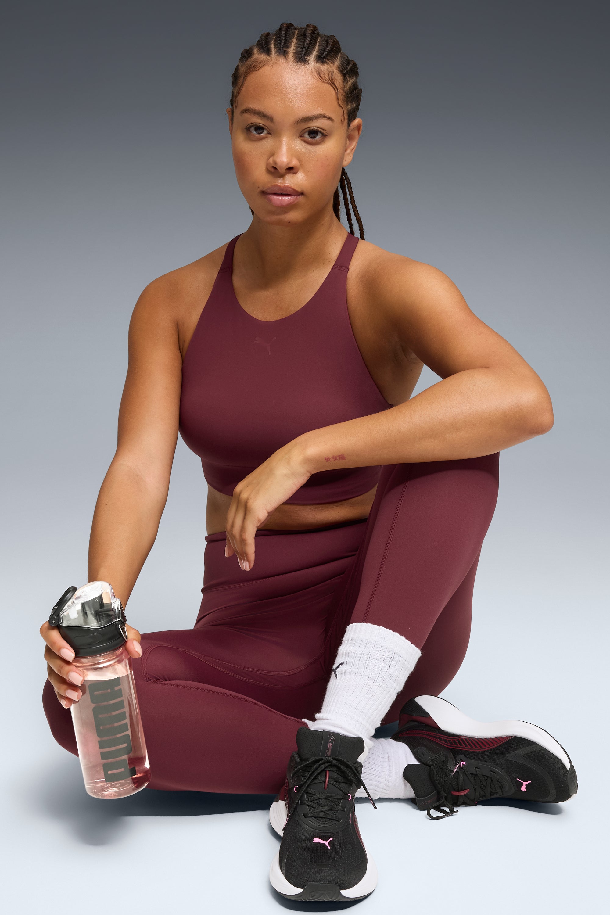 SHAPELUXE HIGH NECK BRA - MID