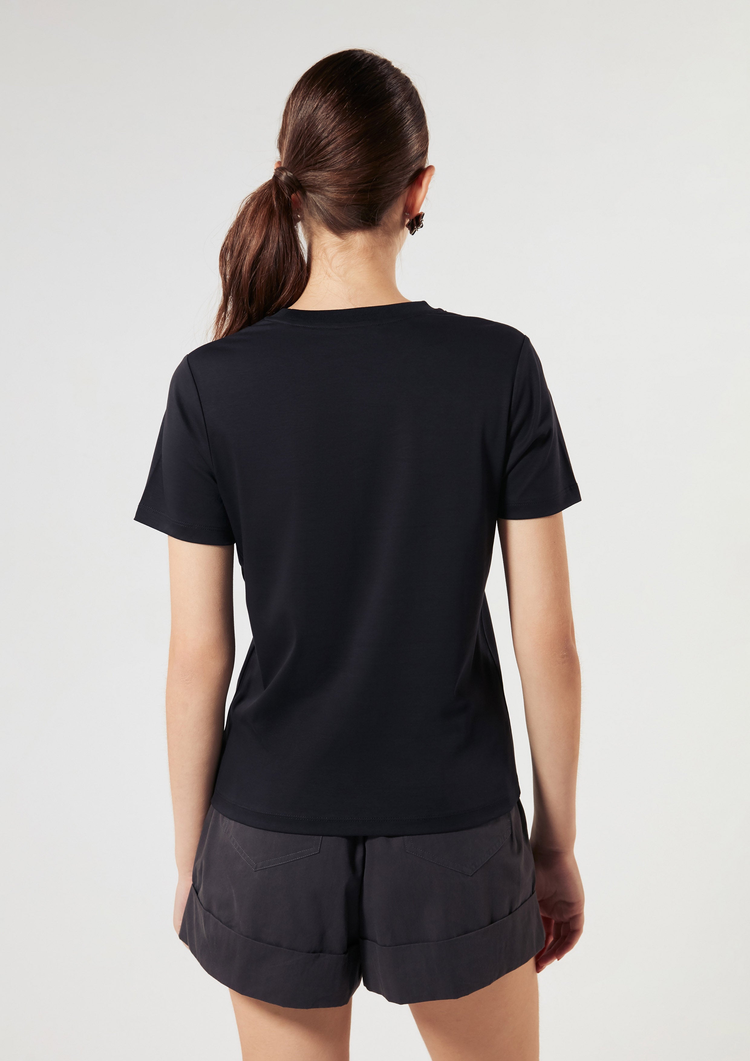 เสื้อยืดแขนสั้น ปักโลโก้ คอลเลกชัน LNRD Signature