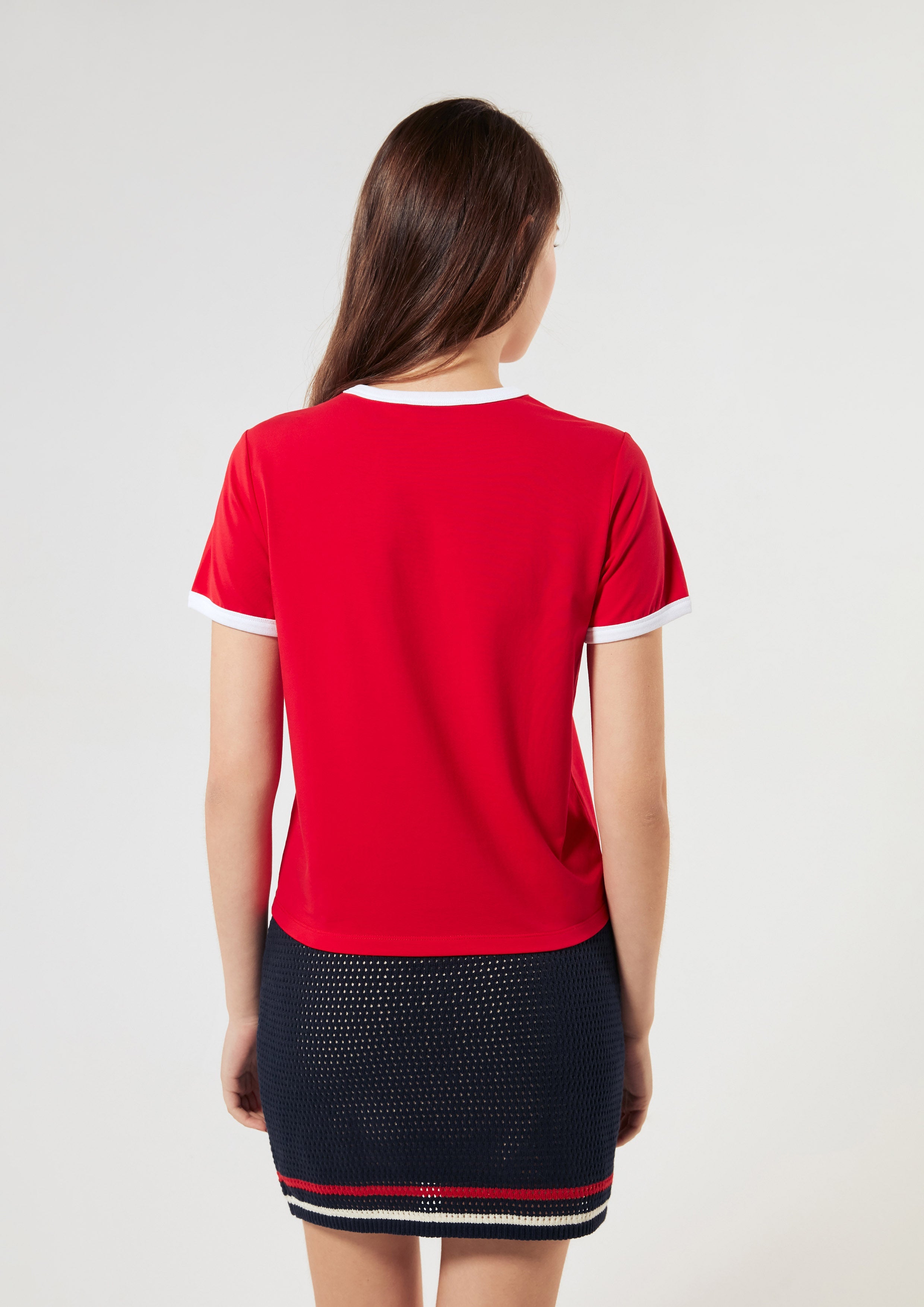 เสื้อยืดแขนสั้น ขอบสีคอนทราสต์ คอลเลกชัน LNRD Signature