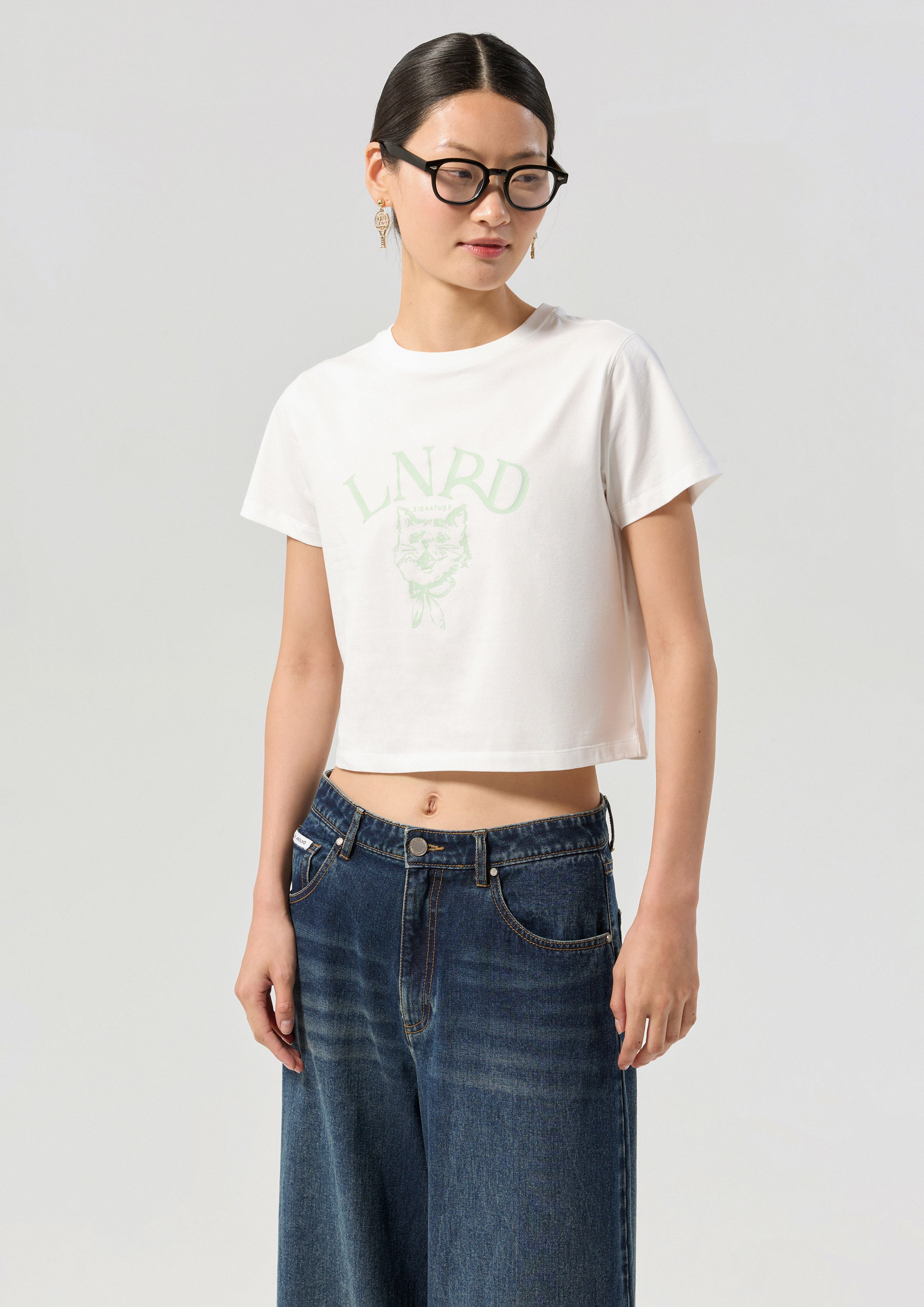 Tabby Cat Crop T-Shirt Signature White