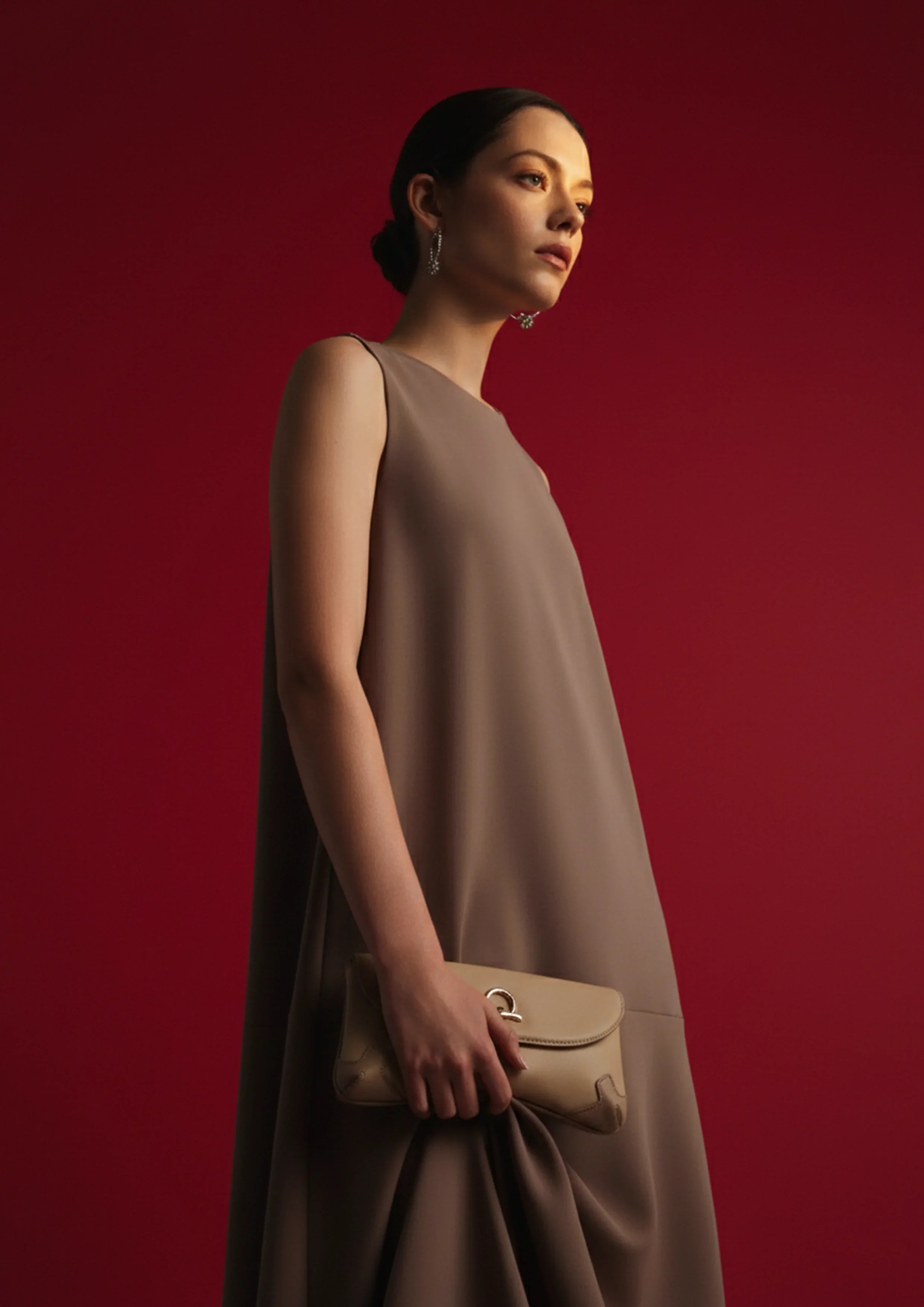 เดรสยาวกระโปรงระบาย