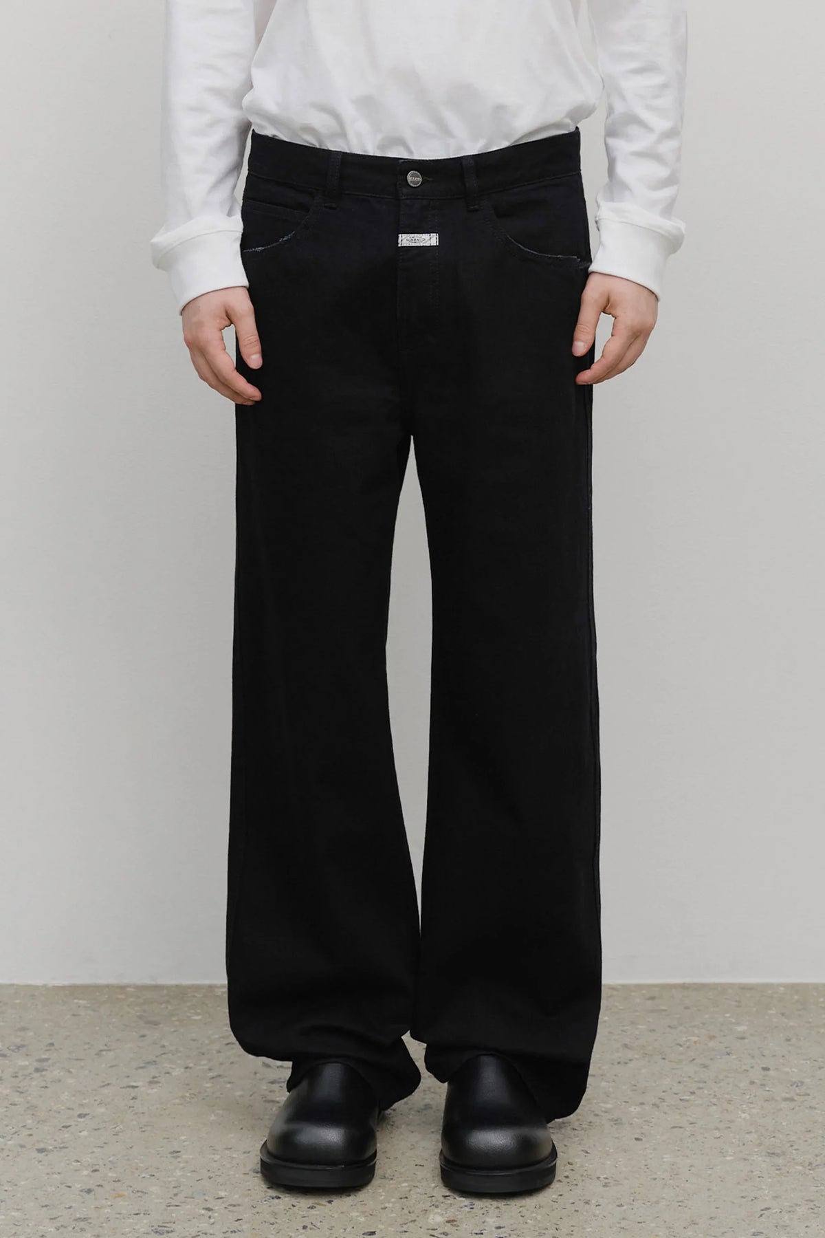 M High Straight Denim Pants Black