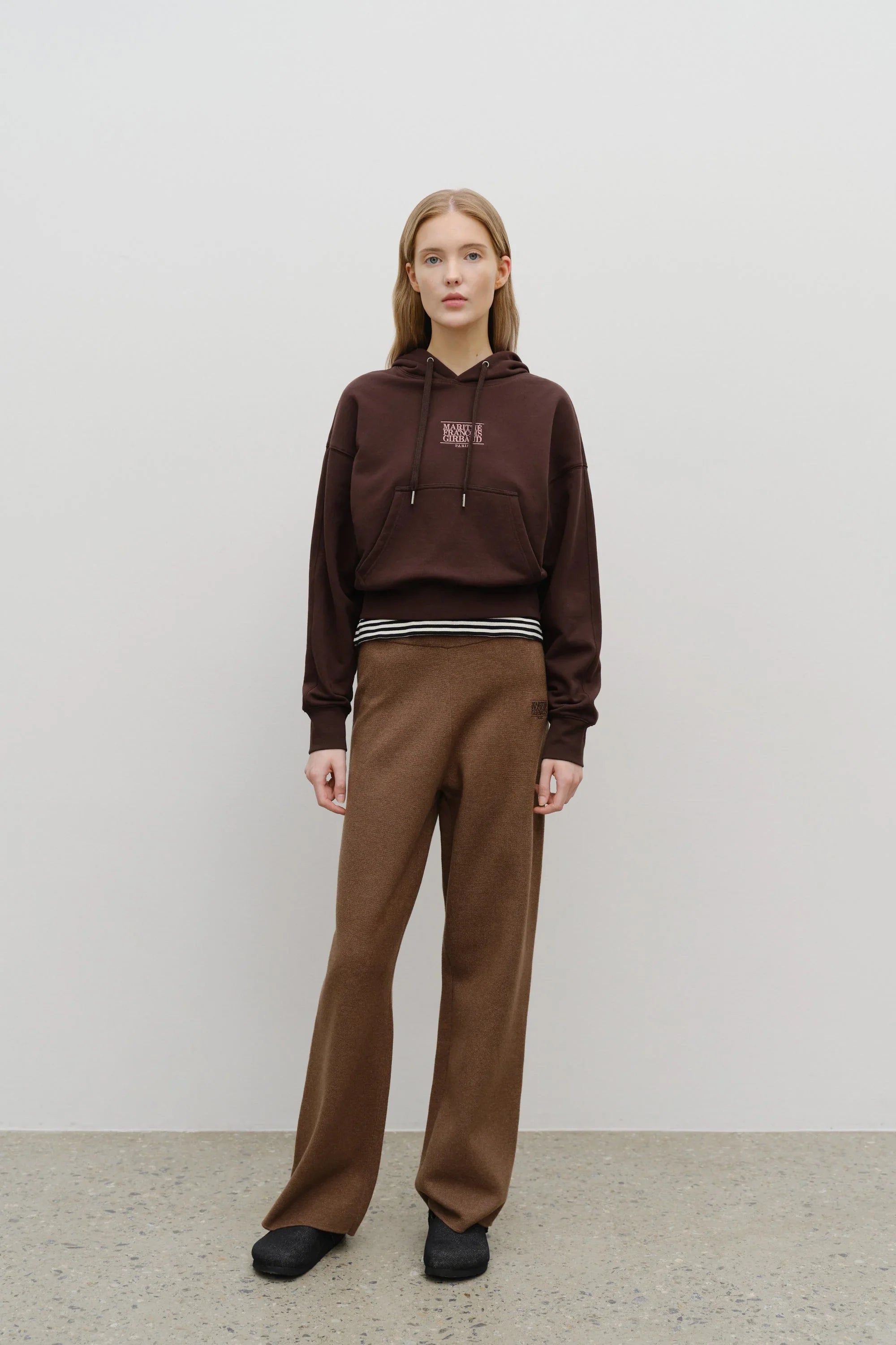 W Small Classic Logo Crop Hoodie Brown