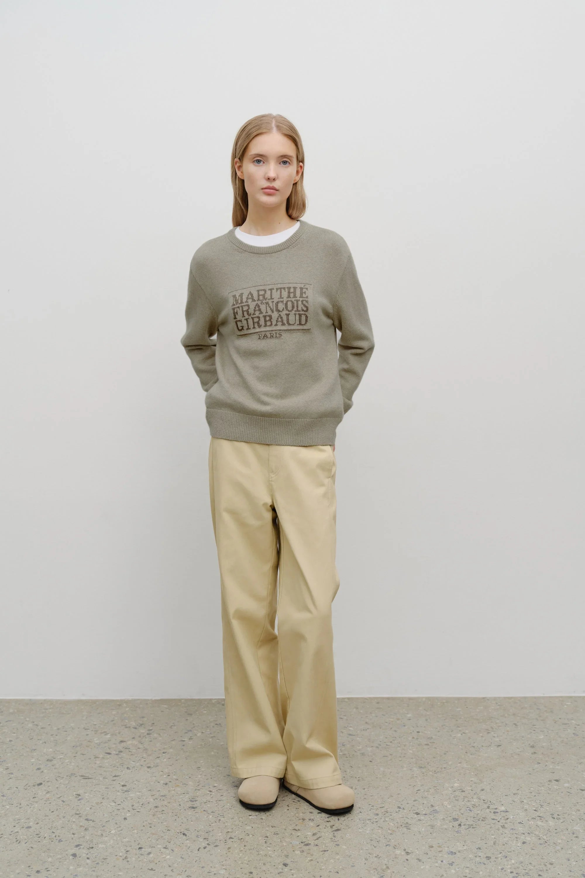 Classic Logo Knit Pullover Oatmeal