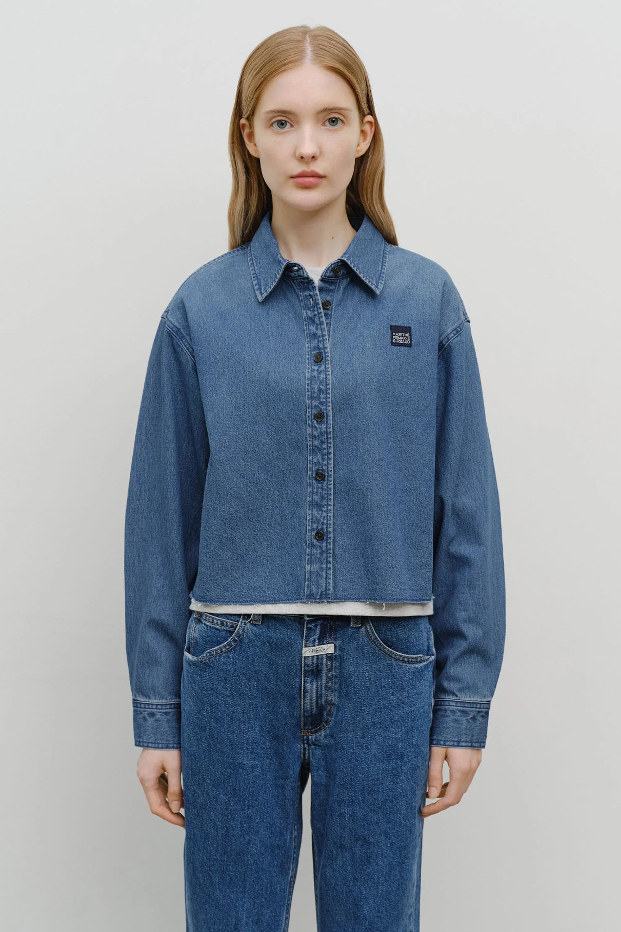 W Heritage Letter Logo Denim Crop Shirt Blue