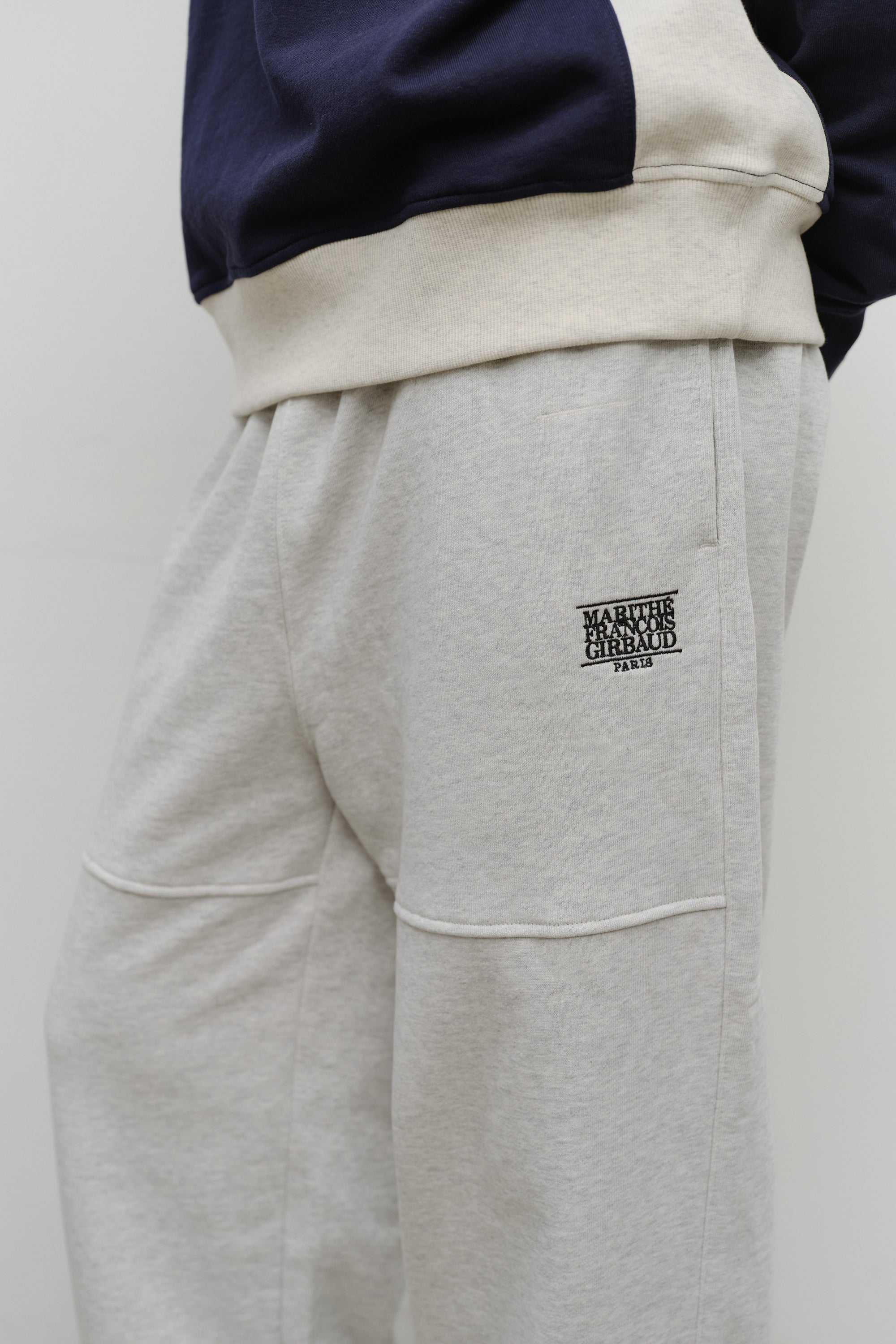 Classic Logo Sweat Pants Light Heather Gray