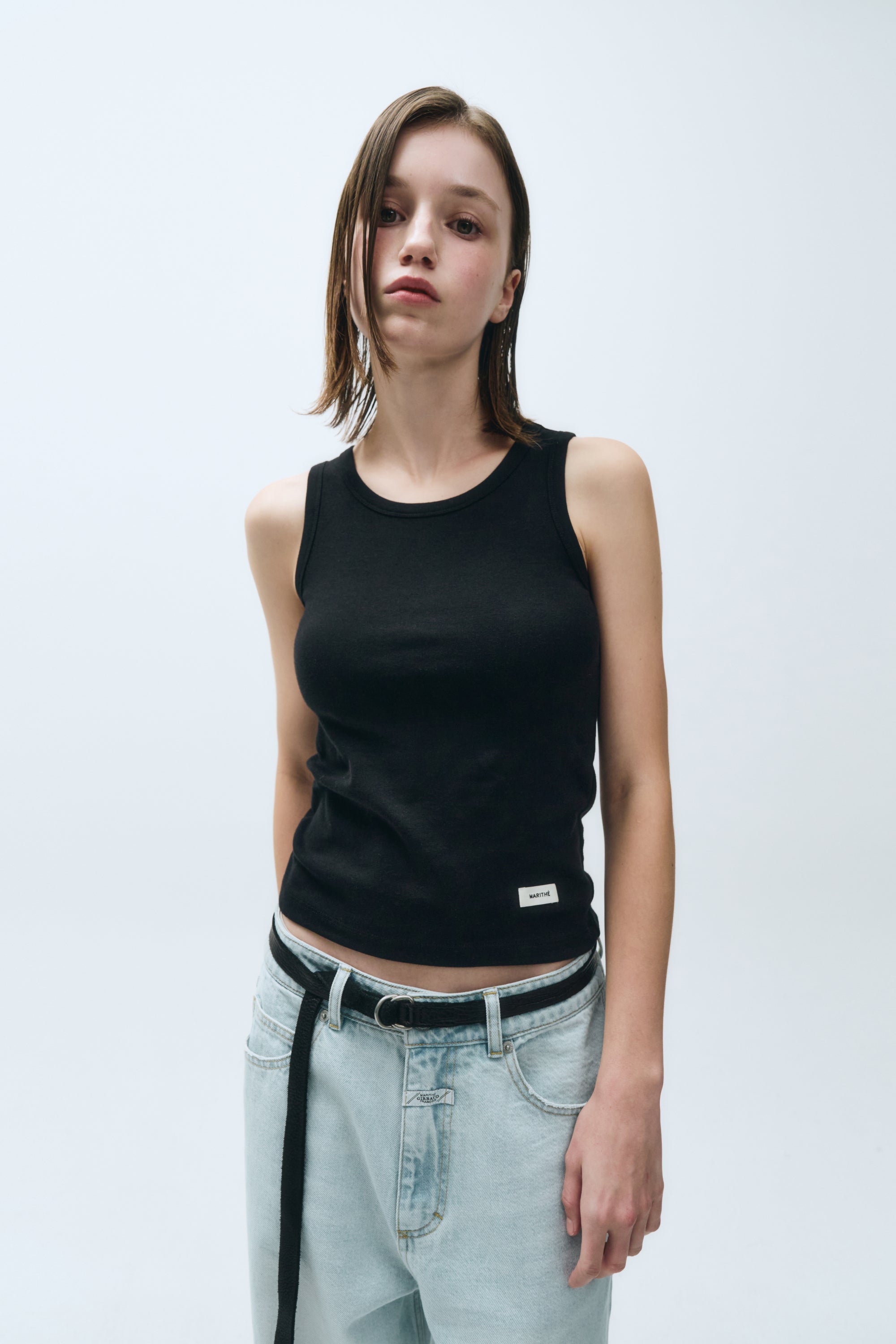 W Basic Sleeveless Black