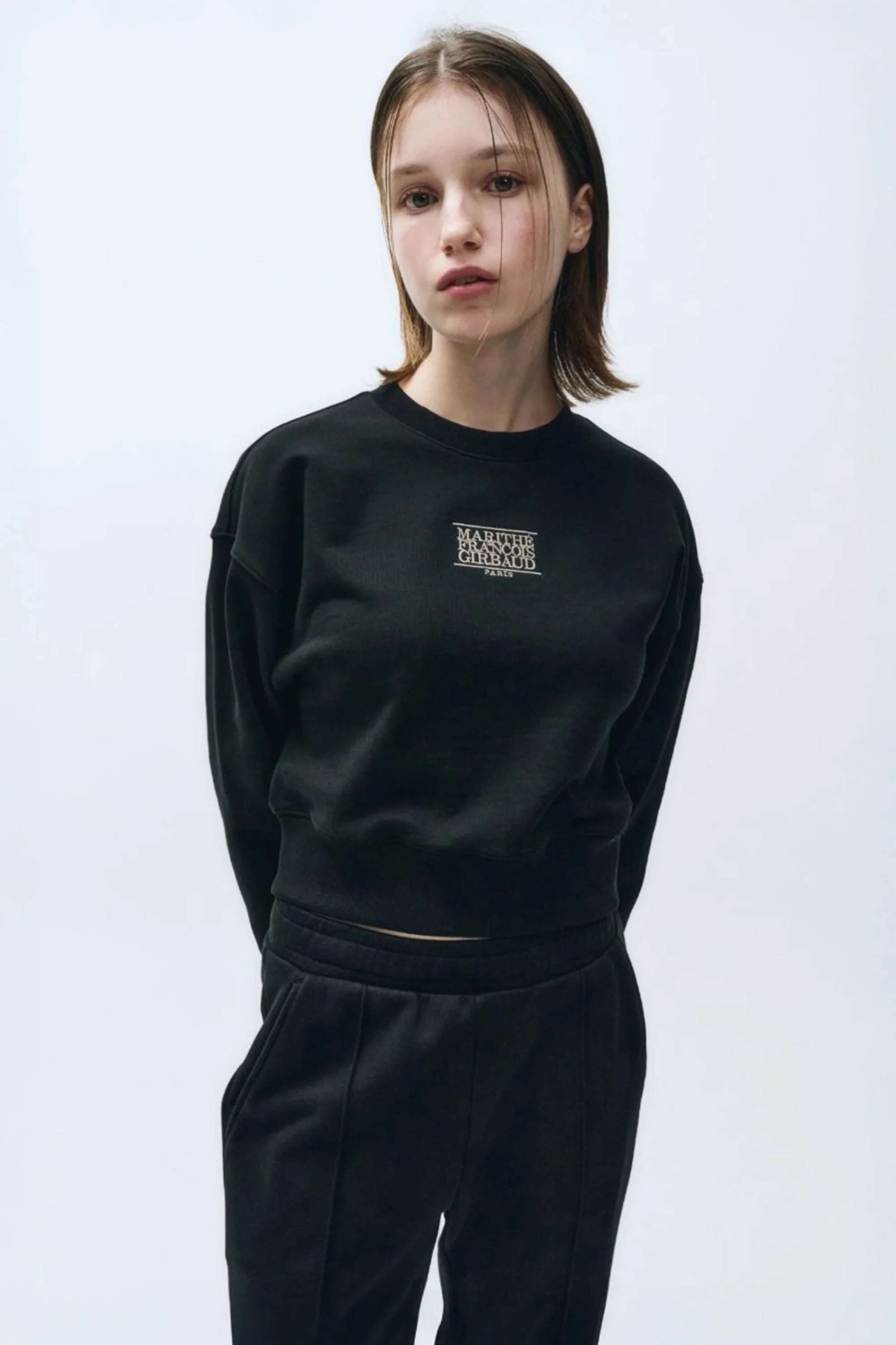 W Small Logo Crop Sweatshirt Black