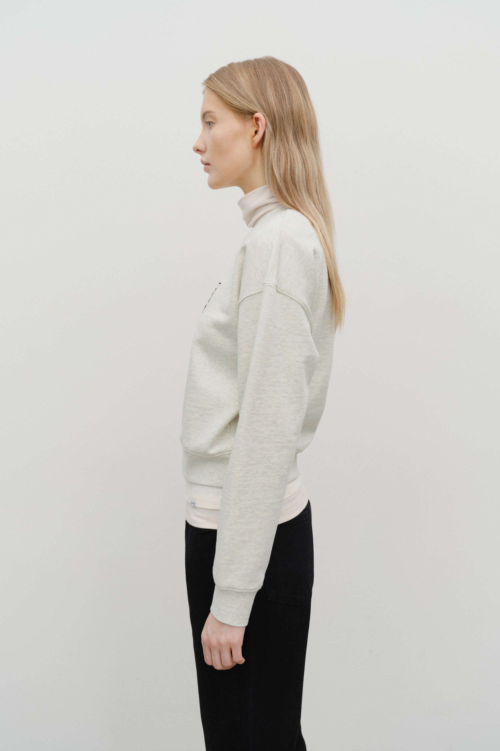 W Classic Logo Crop Sweatshirt Oatmeal