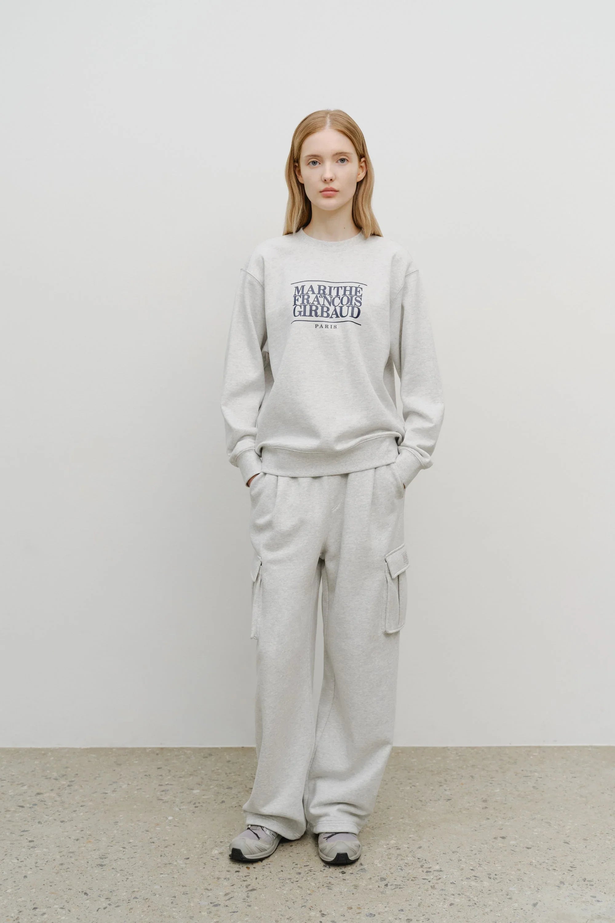 Classic Logo Sweatshirt Light Heather Gray