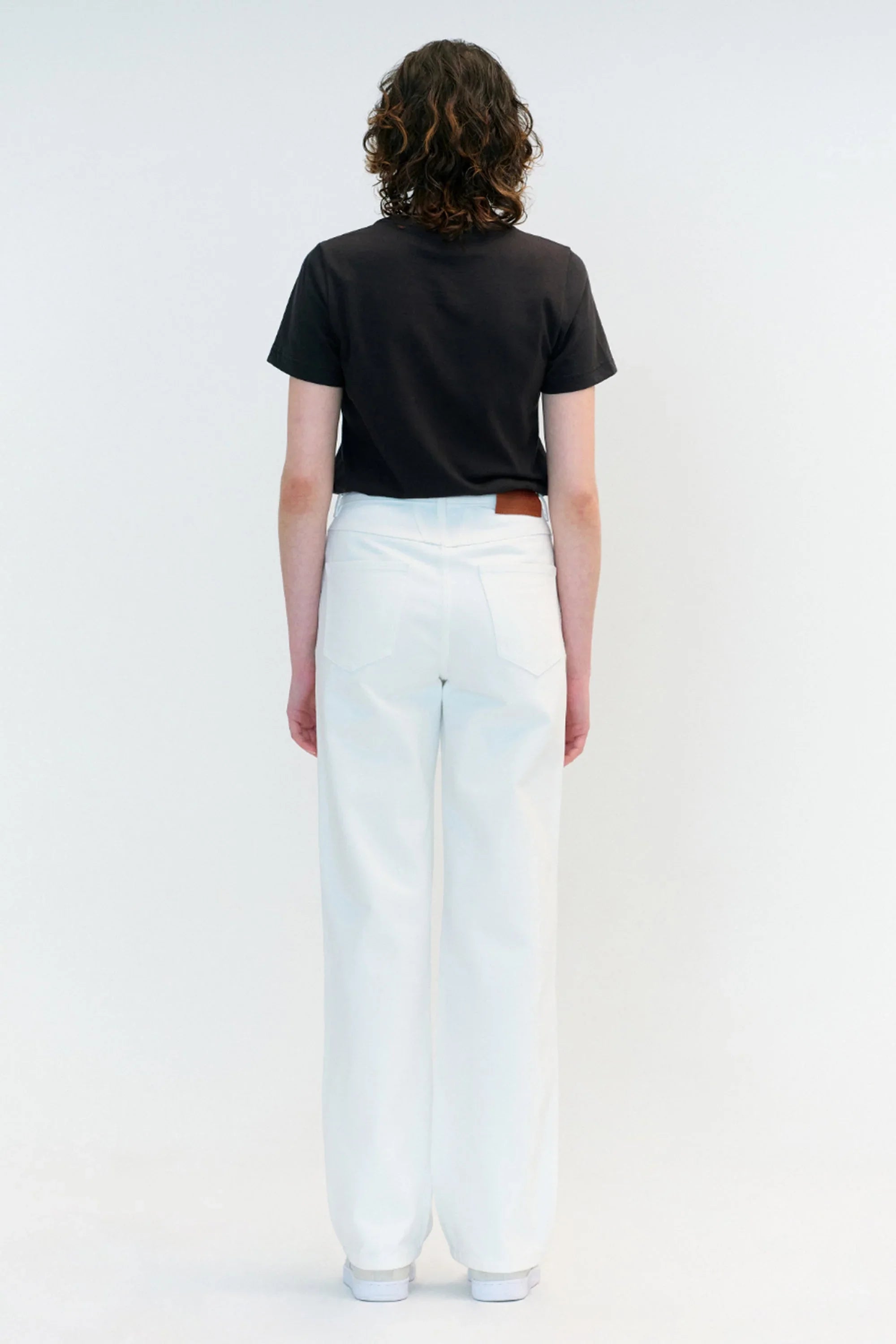 W Classic Logo Tee Black