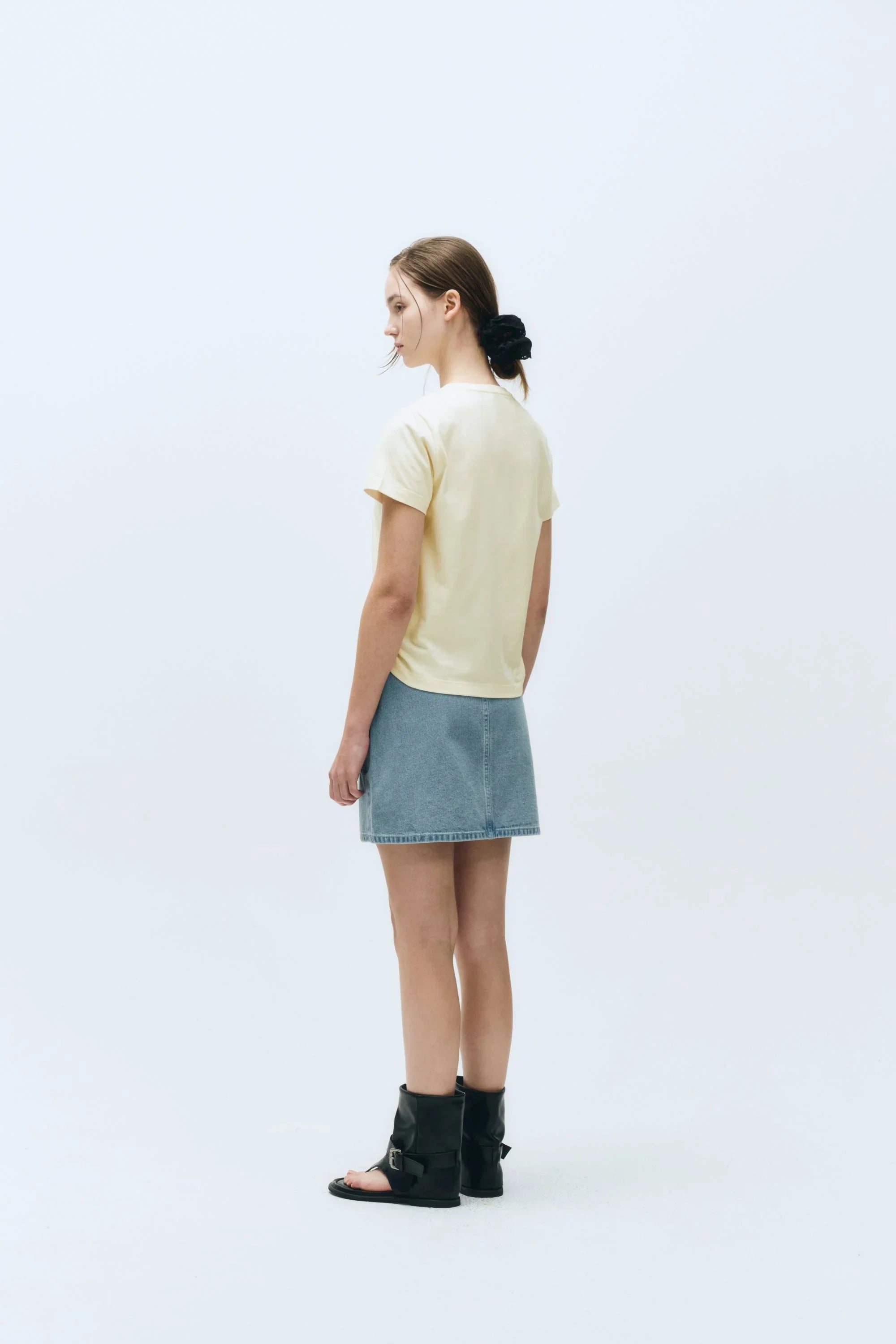 W Classic Logo Tee Cream