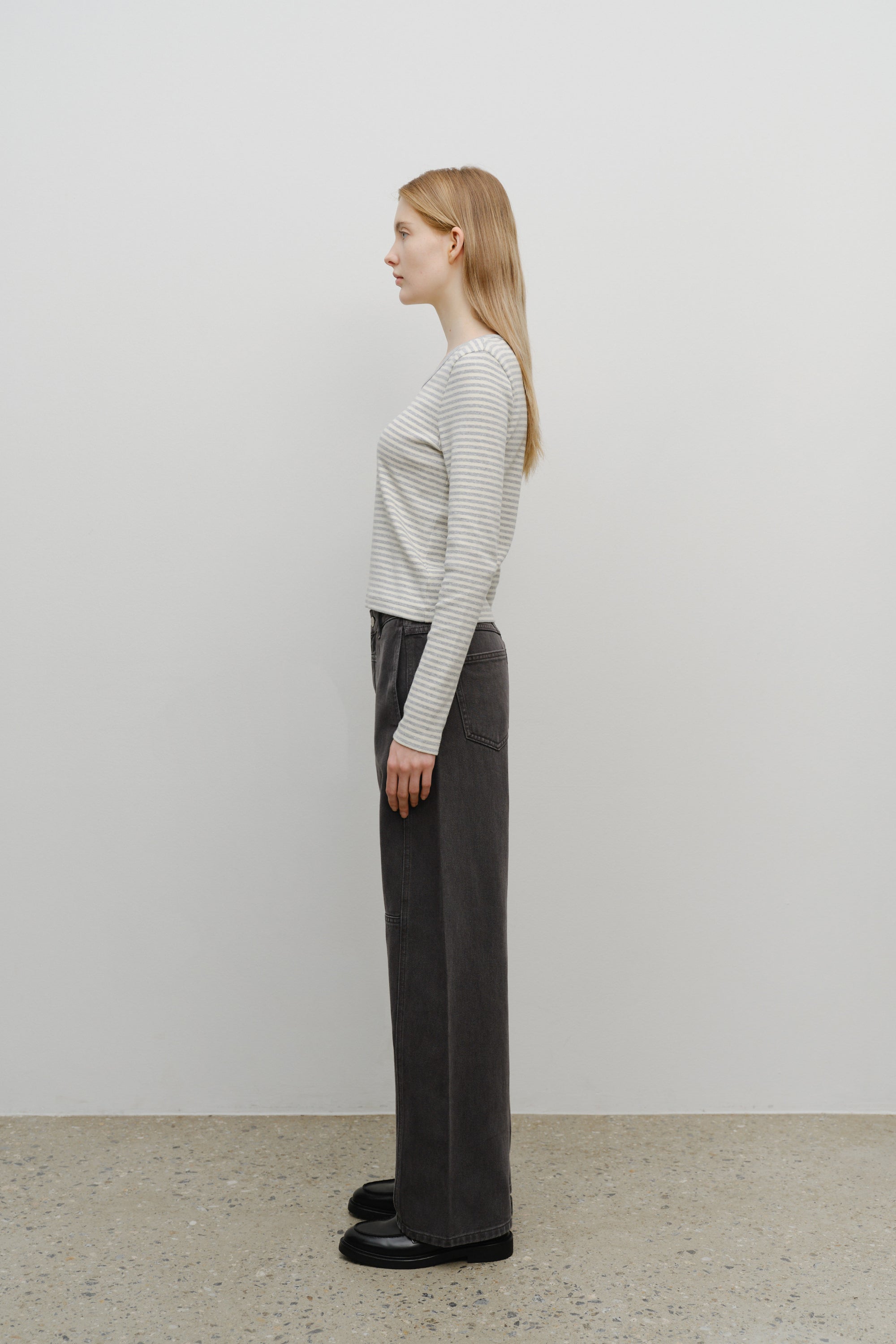 W Deep Neck Long Sleeve Heather Gray