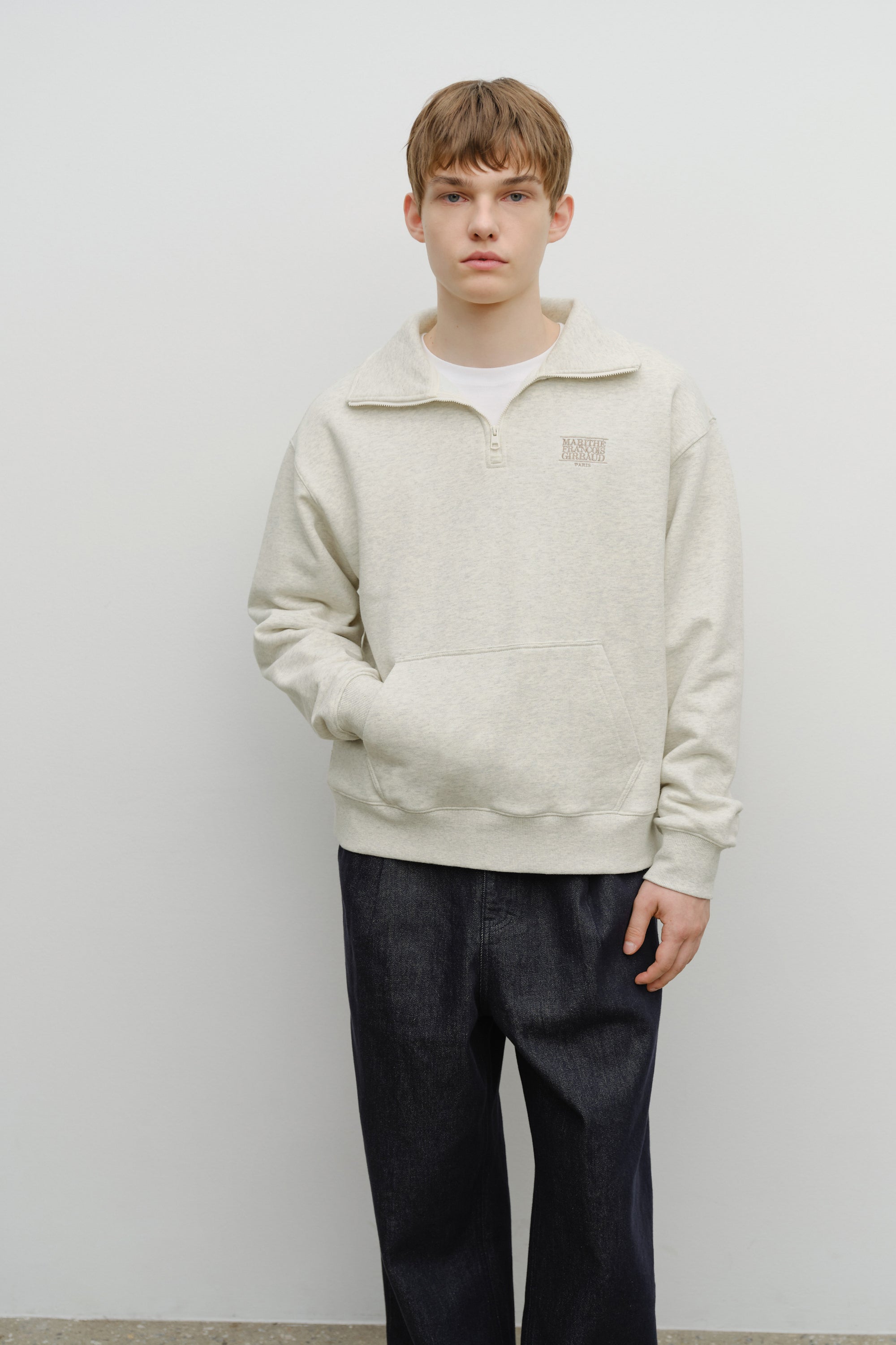 Classic Logo Half Zipup Sweatshirt Oatmeal