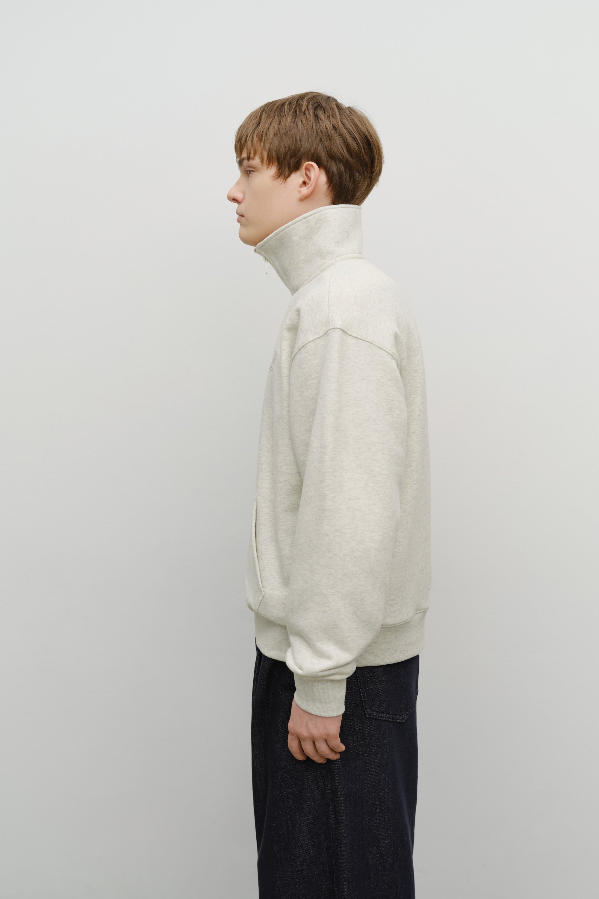 Classic Logo Half Zipup Sweatshirt Oatmeal