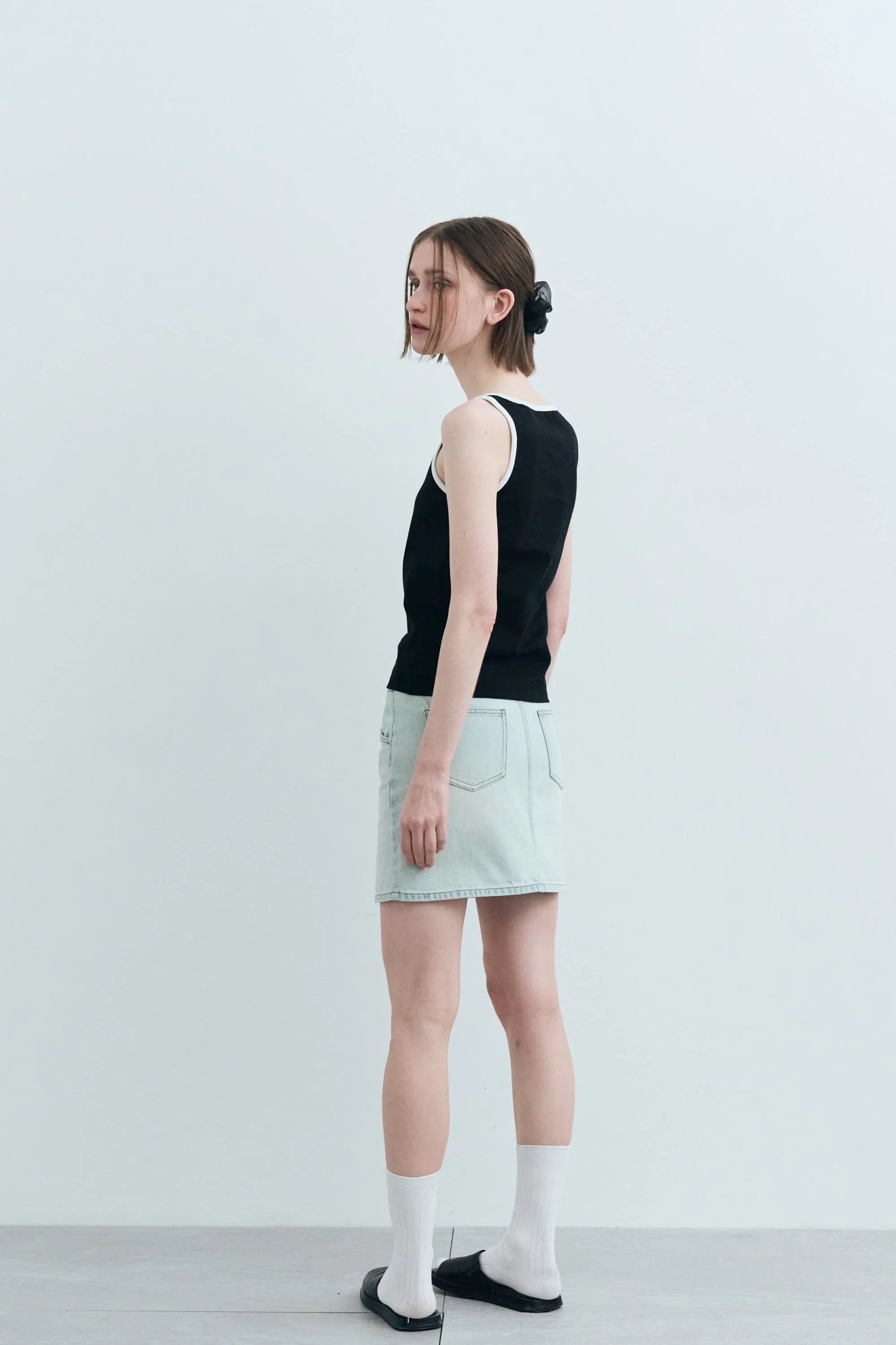 W Classic Logo Sleeveless Black