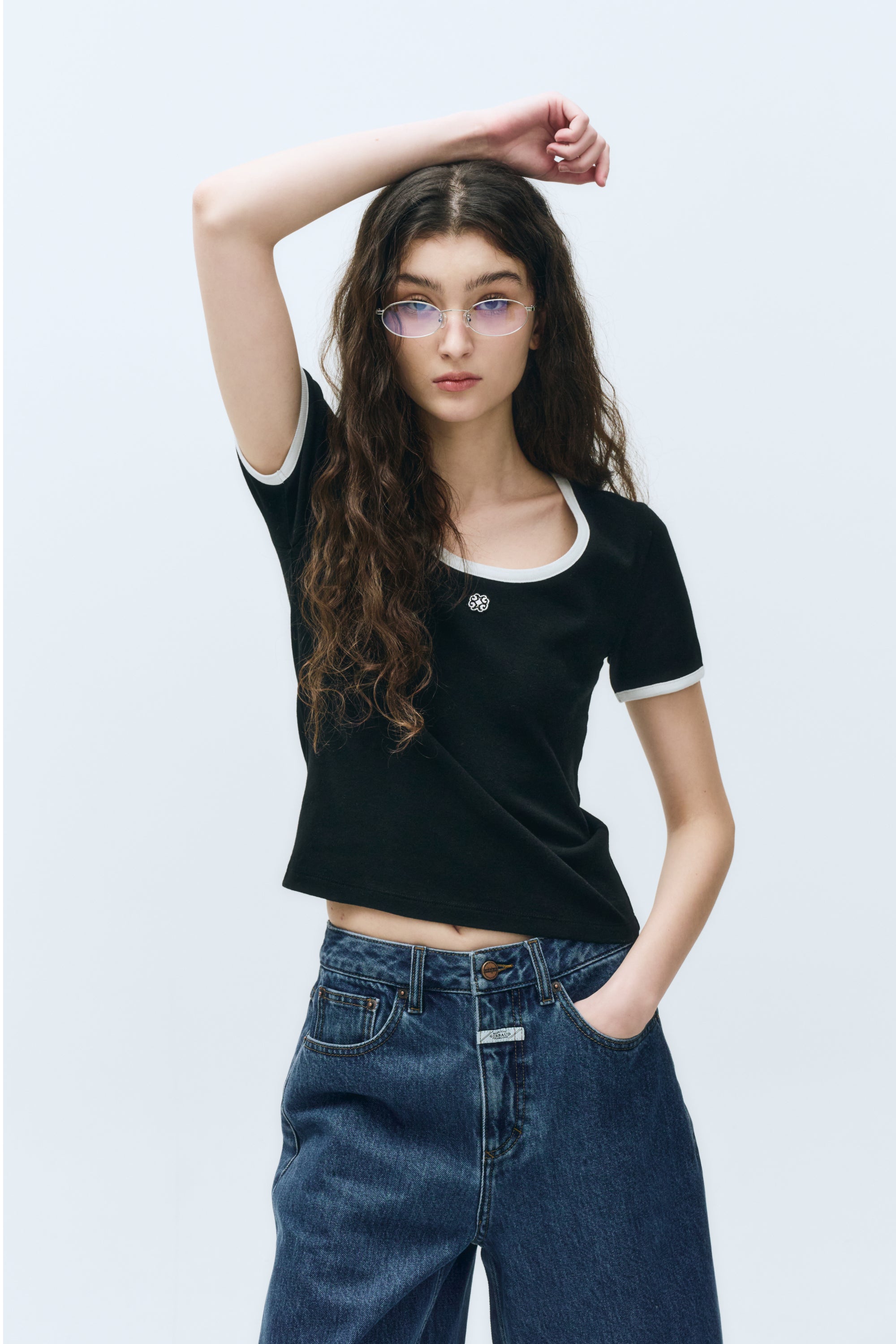 W Deep Neck Ringer Tee White / Black