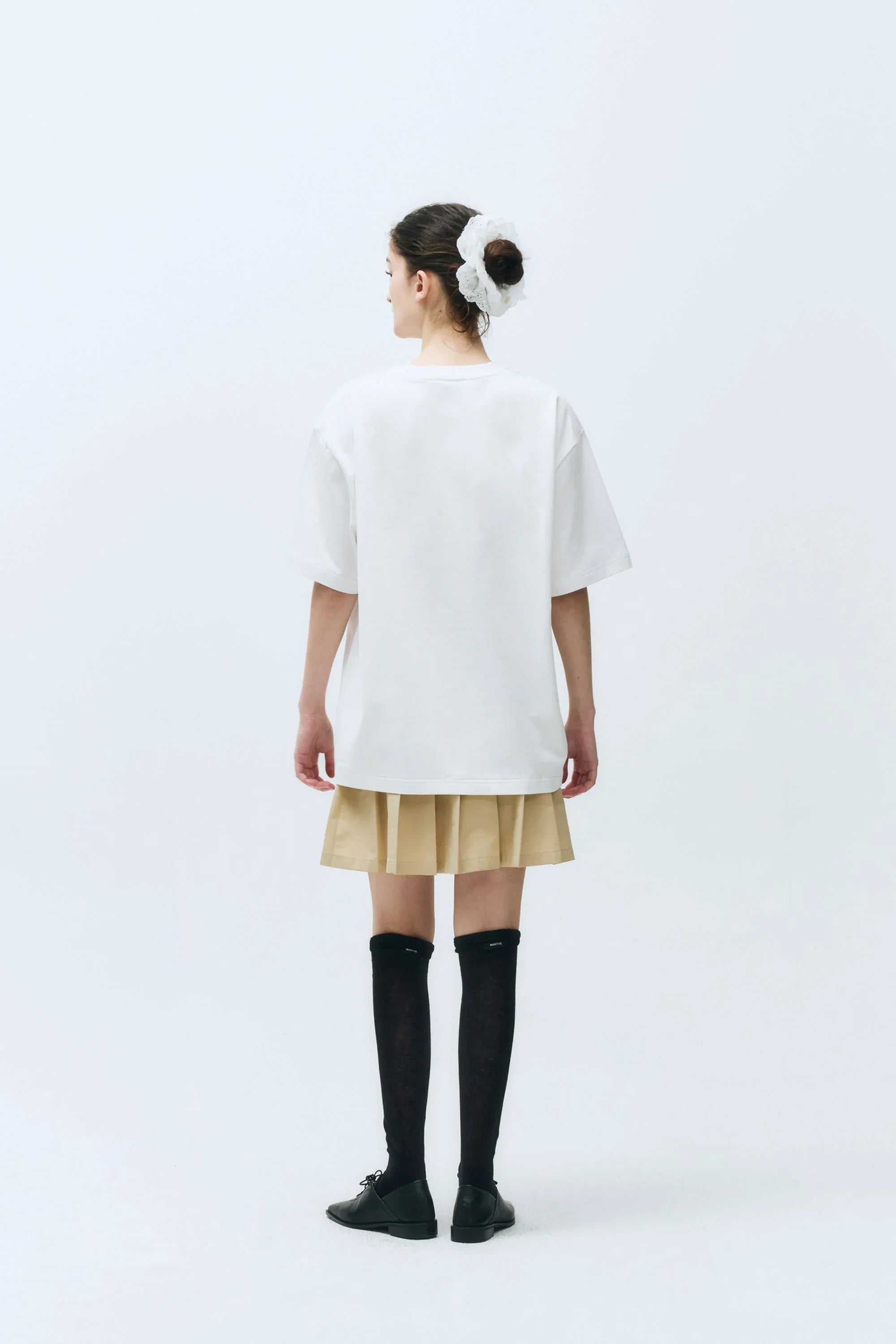 W Over Ellipse Graphic Tee White