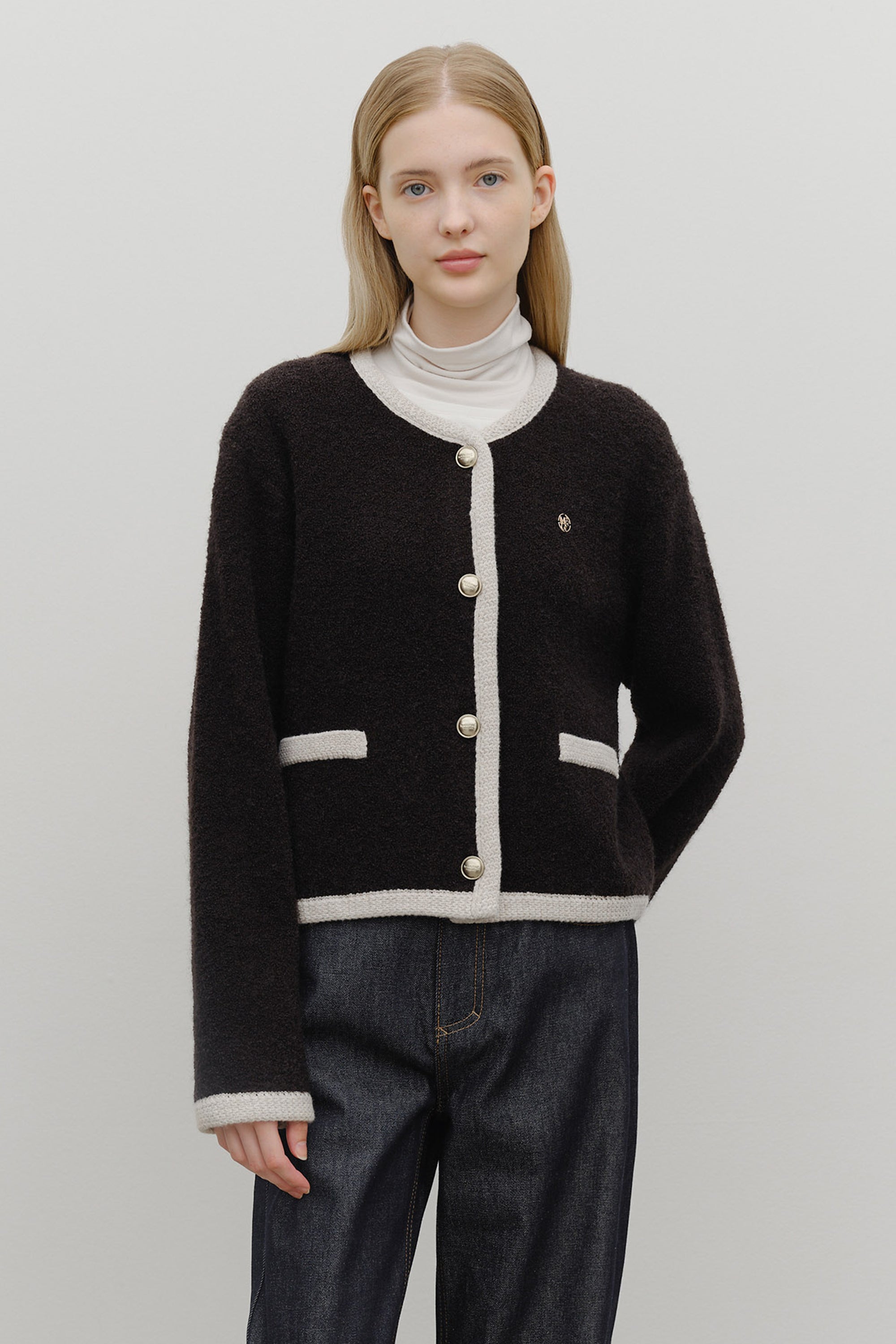 W Boucle Knit Round Neck Cardigan Black