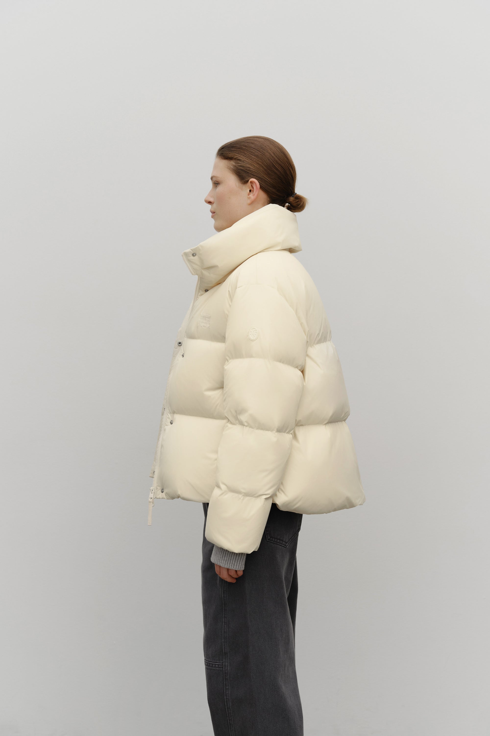 W Wide Collar Down Jacket Cream