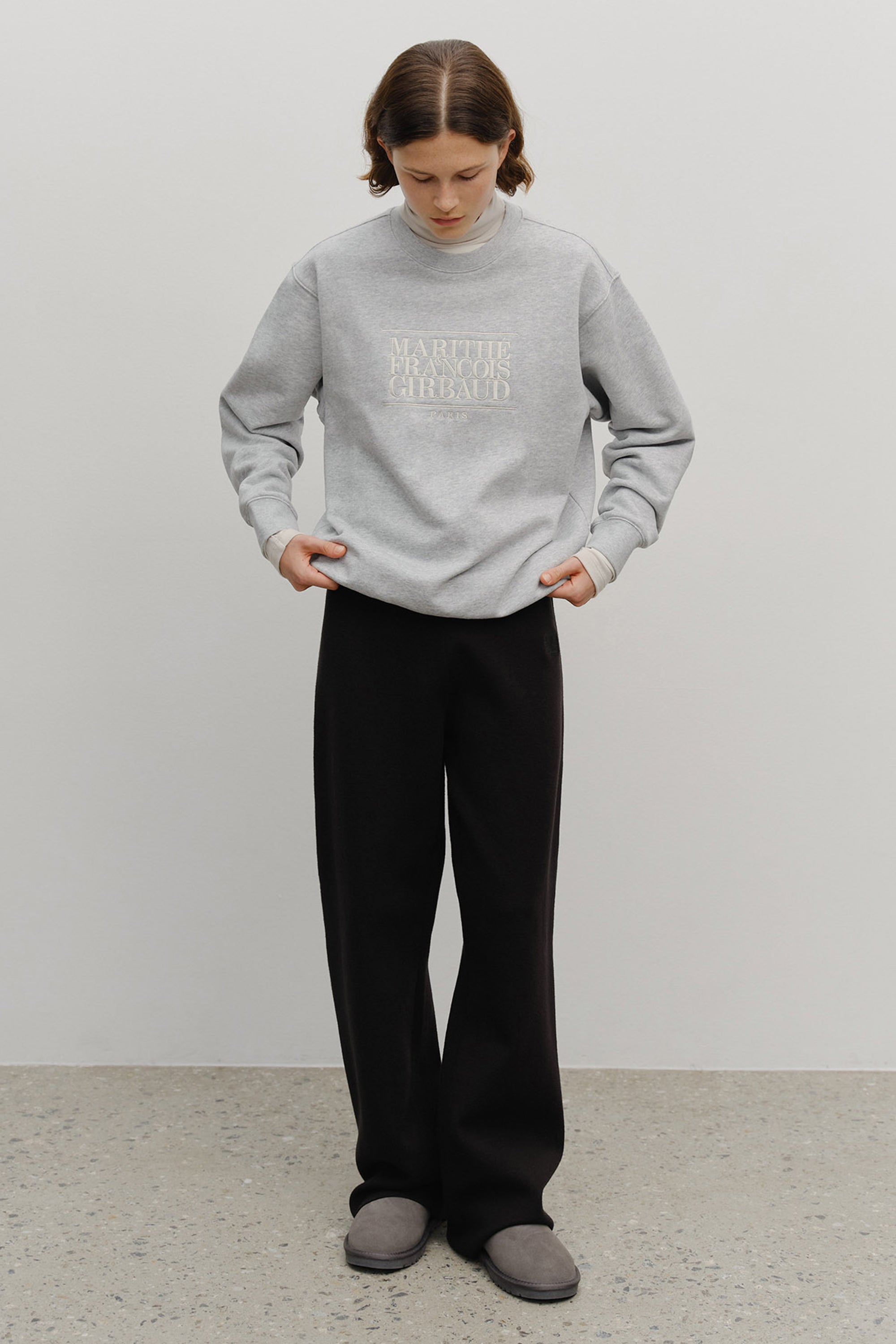 Classic Logo Embroidery Sweatshirt (Brushed) Heather Gray