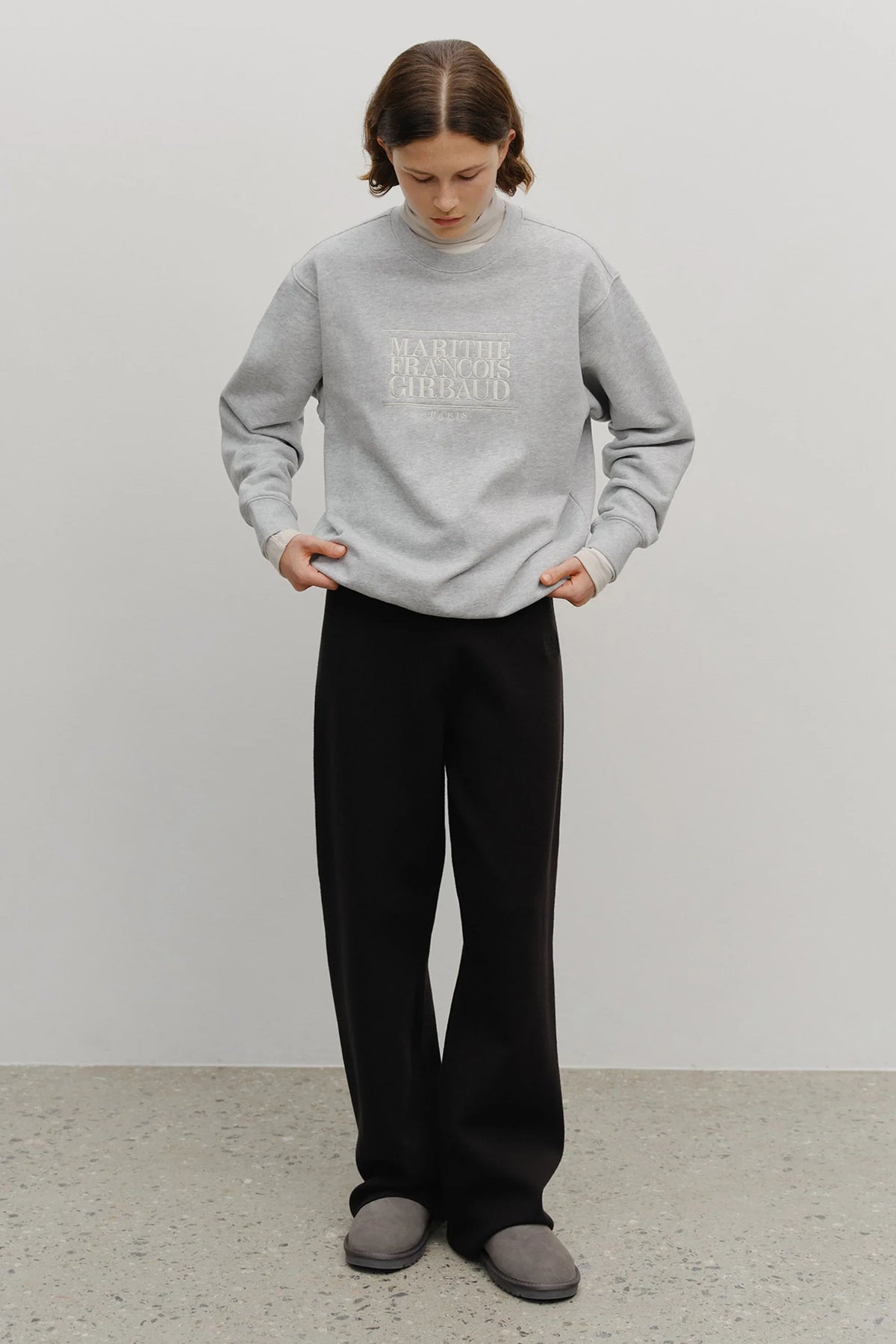 Classic Logo Embroidery Sweatshirt (Brushed) Heather Gray