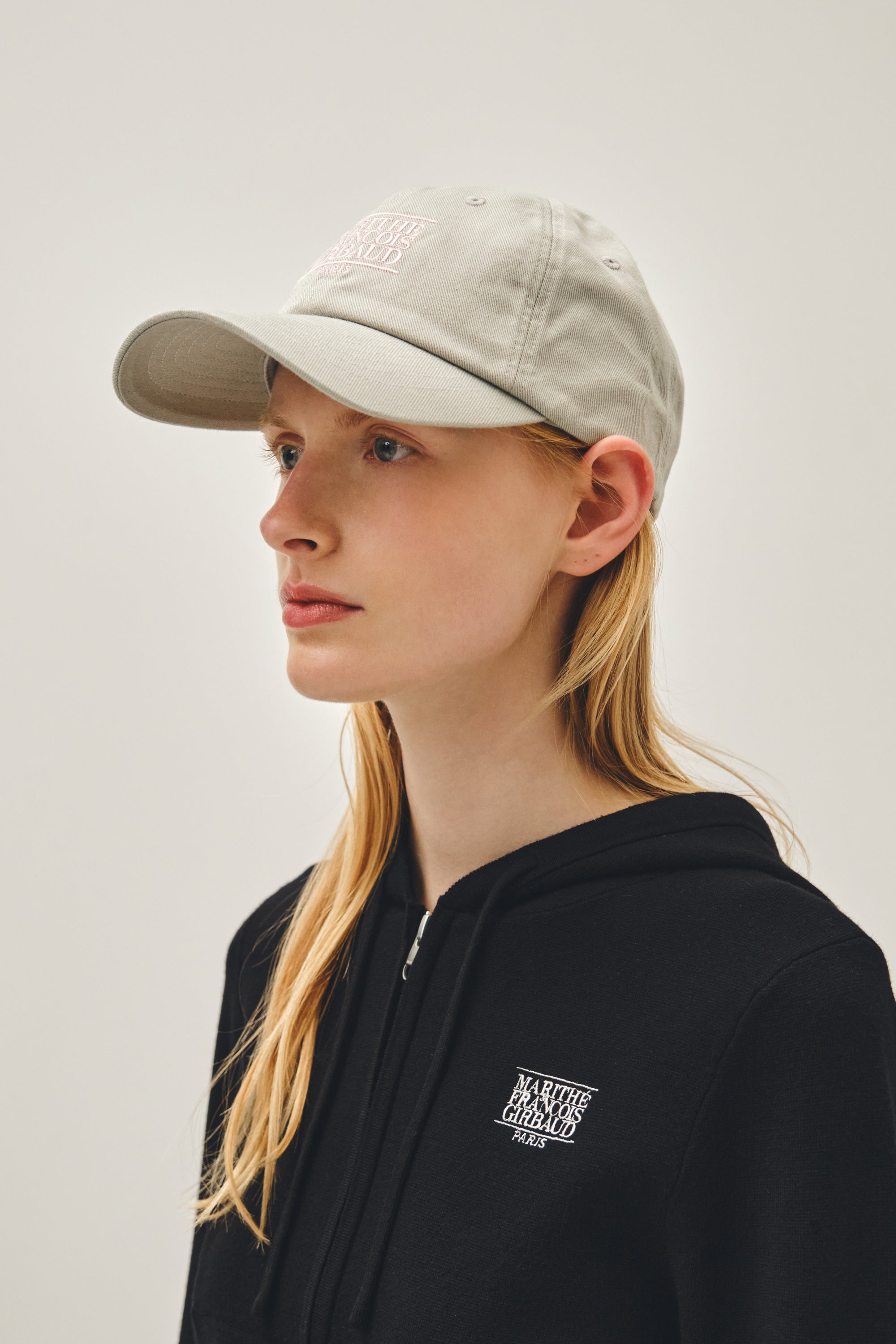 Small Classic Logo Cap Light Gray