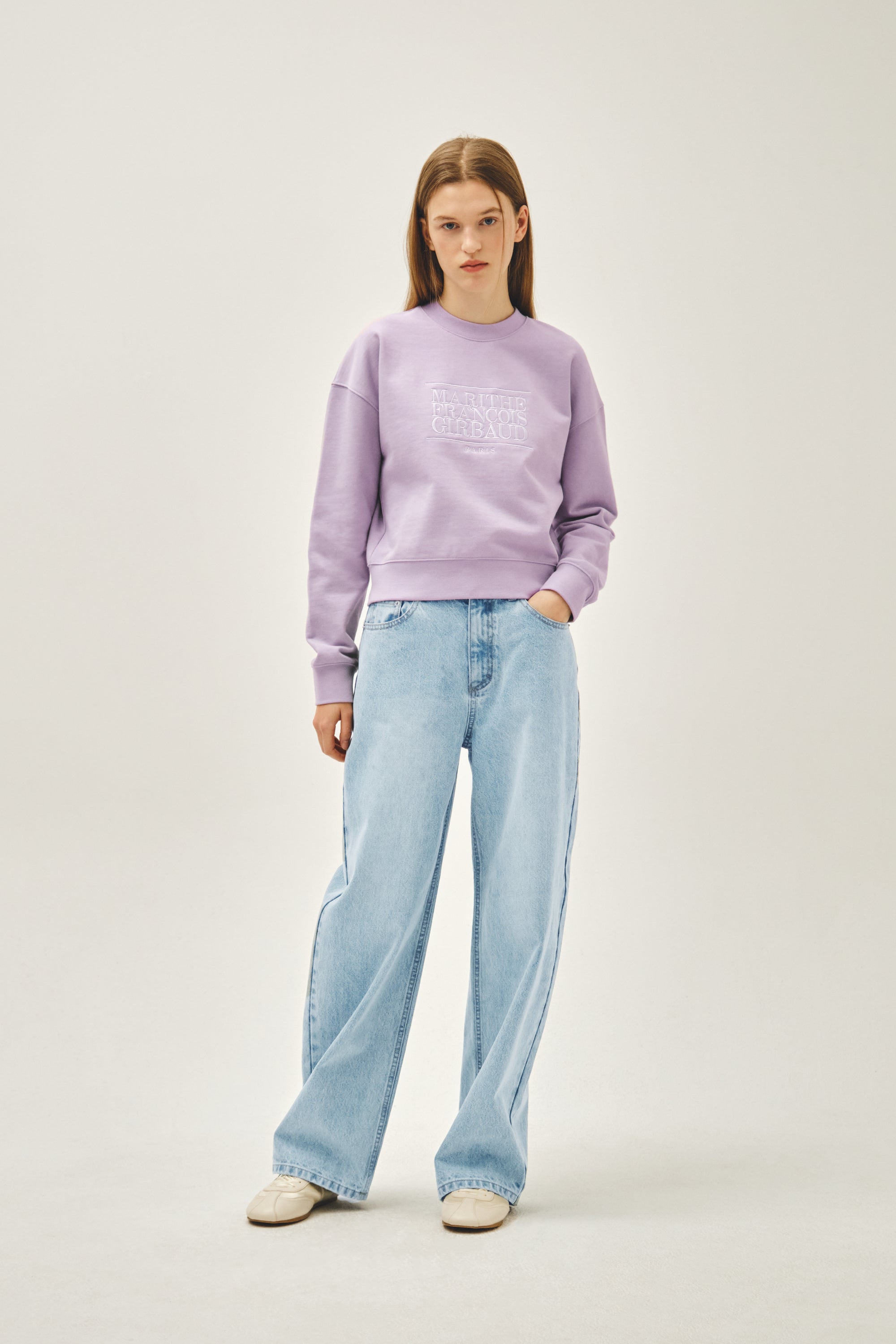 W Classic Logo Crop Sweatshirt Lavender