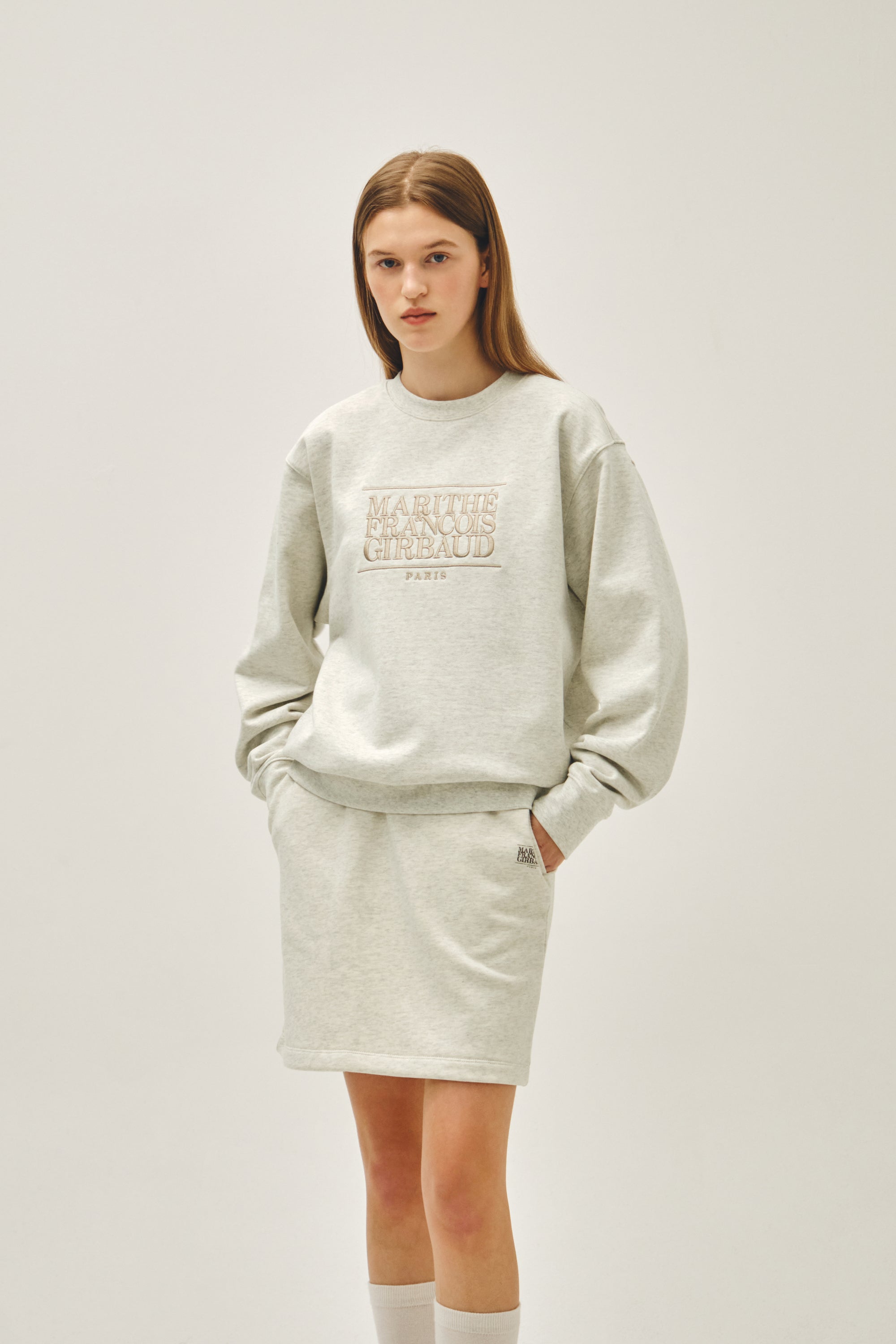 Classic Logo Embroidery Sweatshirt Oatmeal