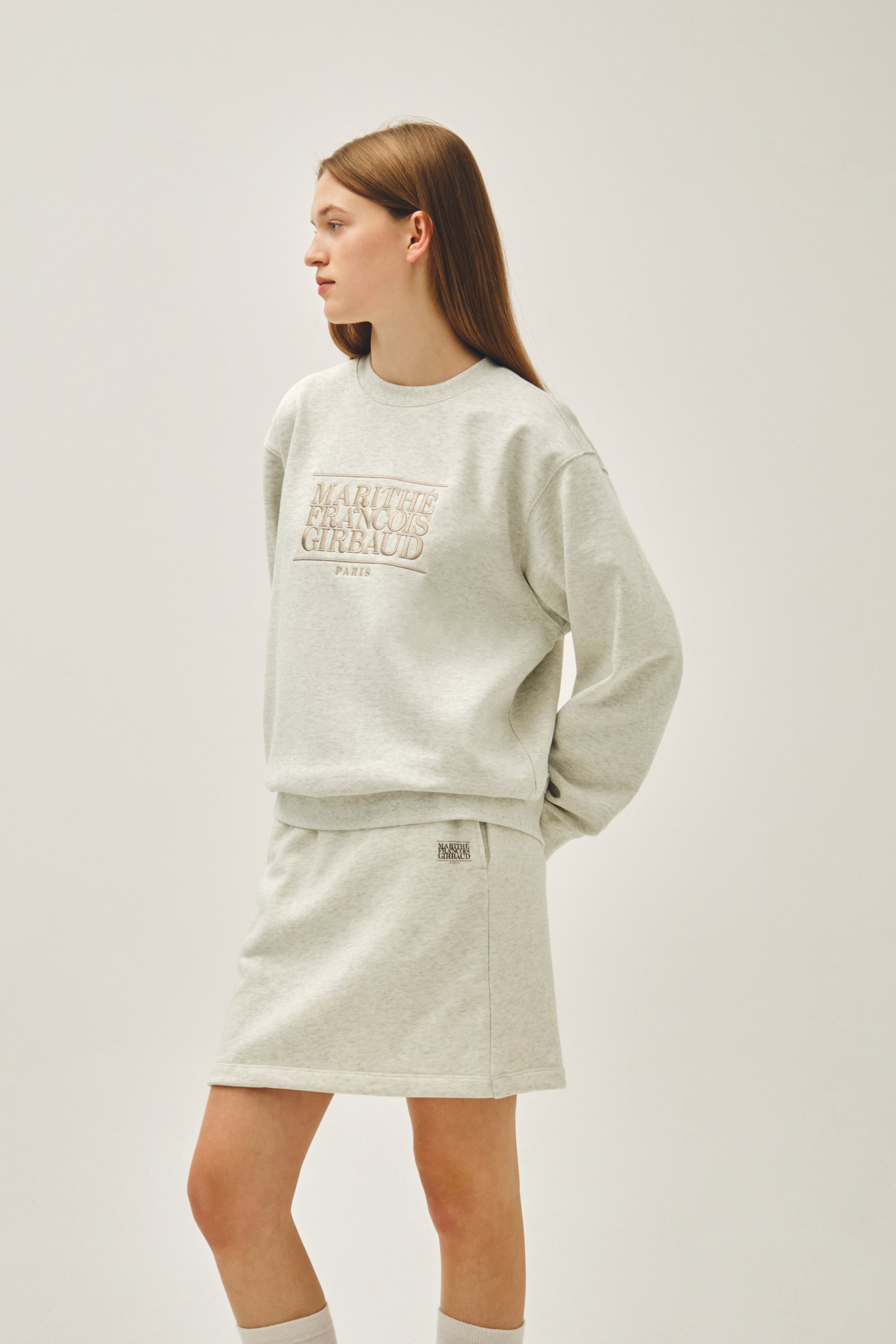 Classic Logo Embroidery Sweatshirt Oatmeal