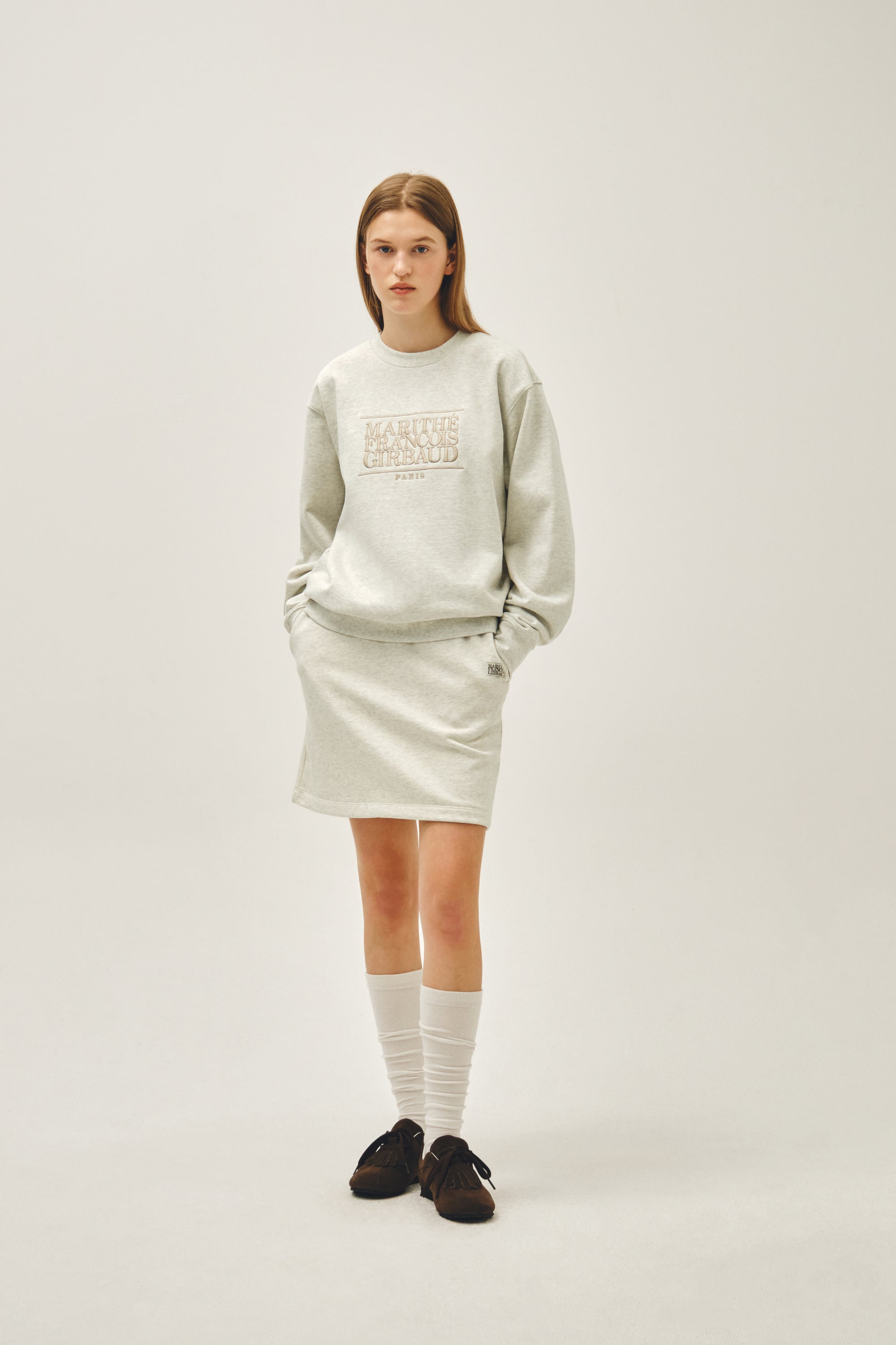 Classic Logo Embroidery Sweatshirt Oatmeal