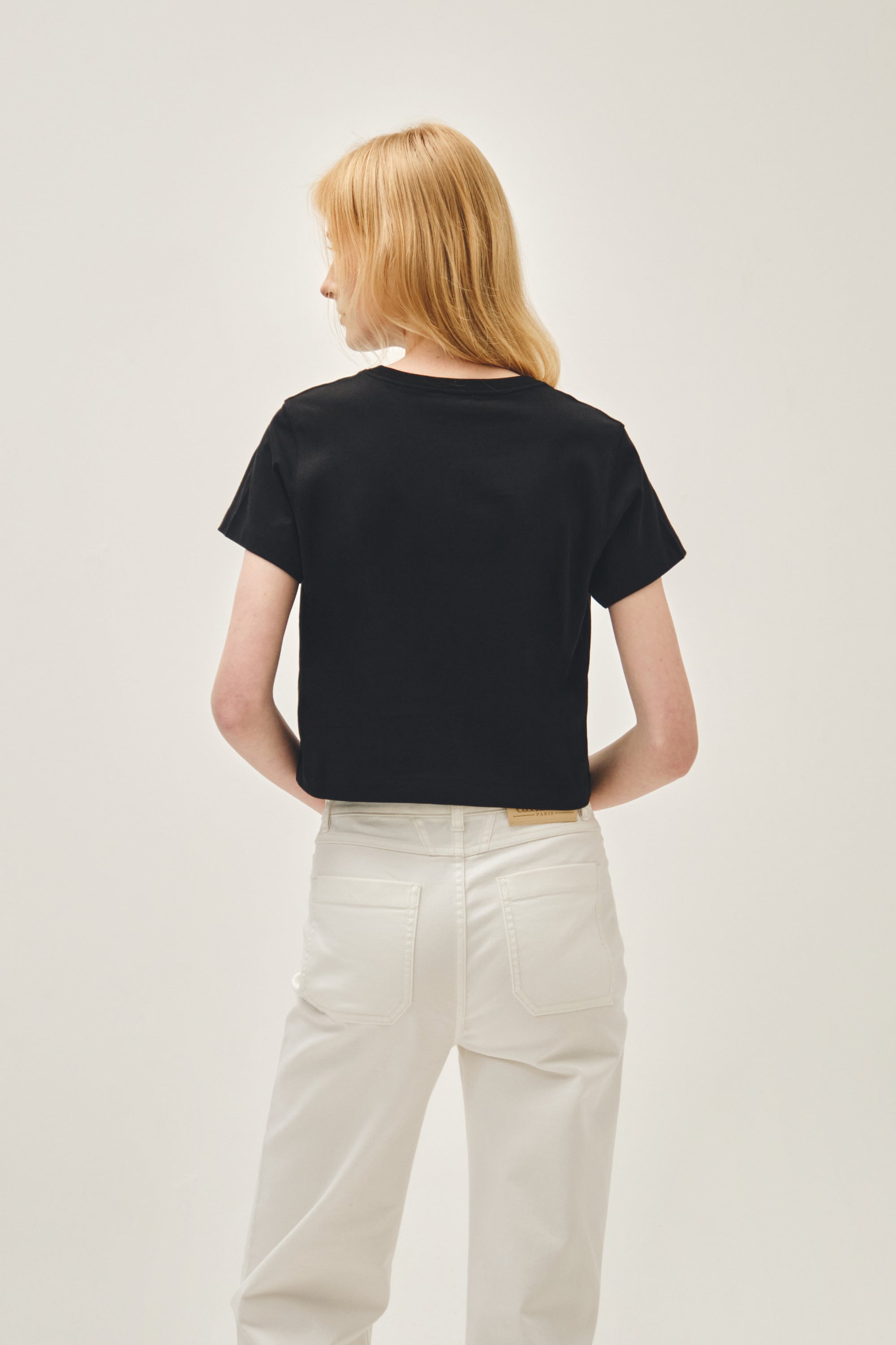 W Classic Logo Crop Tee Black