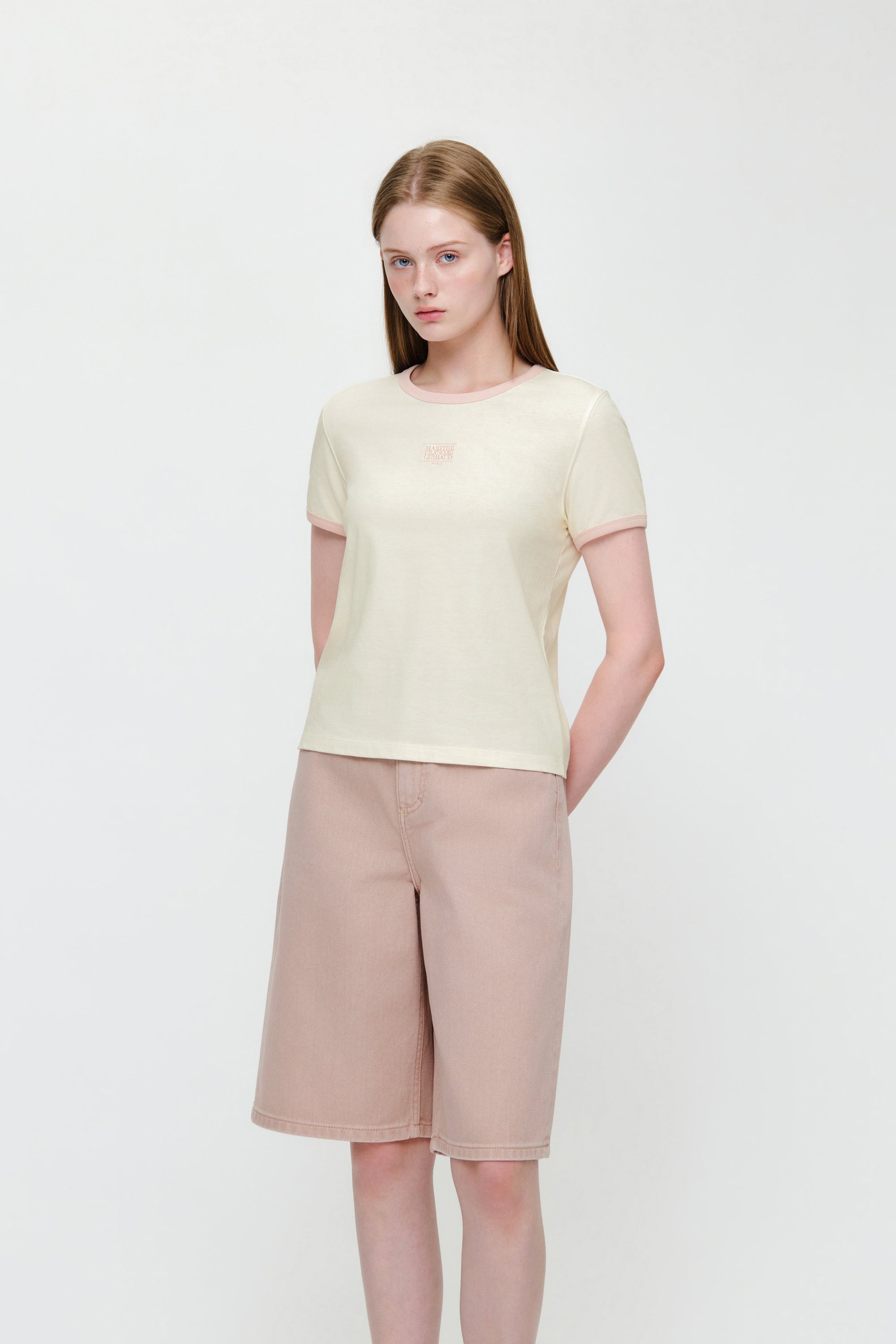 W Classic Logo Ringer Tee Ivory