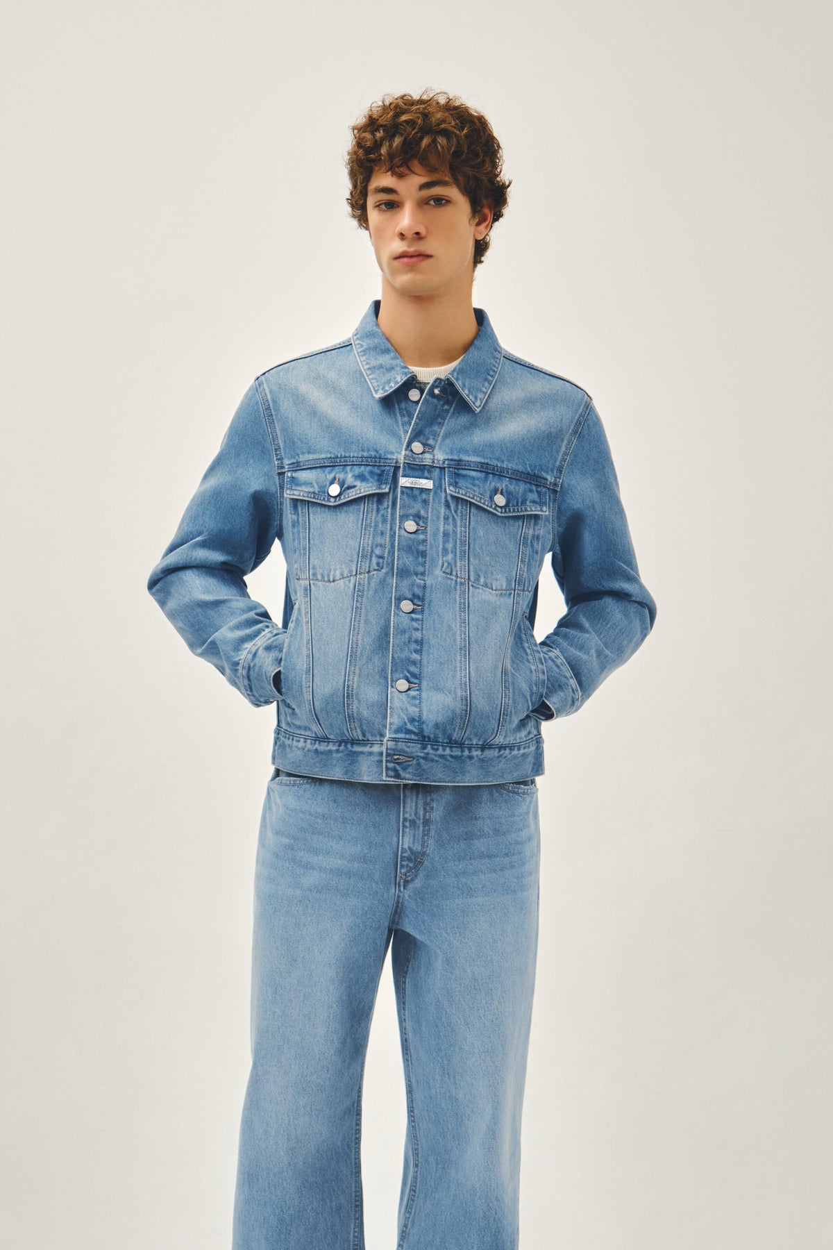 Regular Denim Trucker Jacket Light Blue