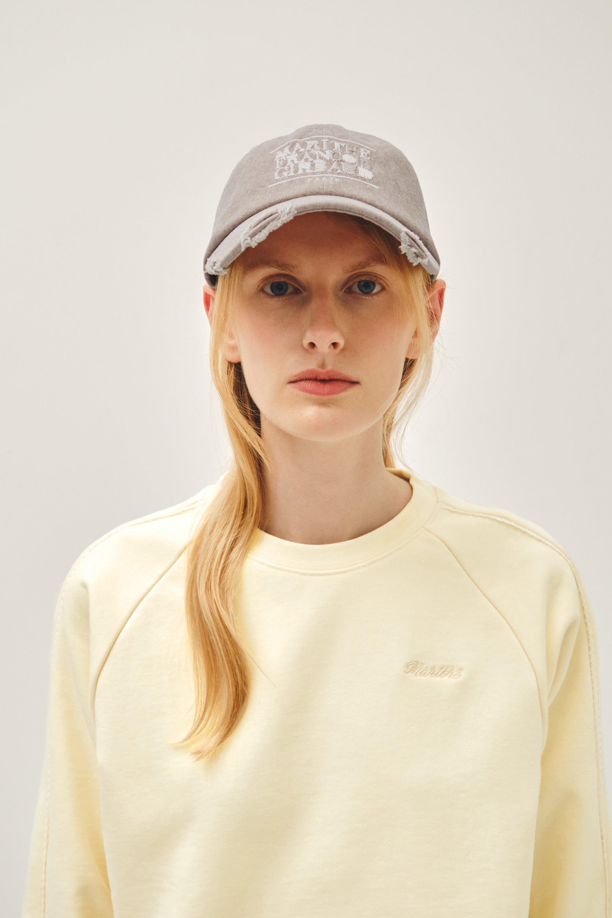 Drawing Classic Logo Damaged Covered Cap Pink