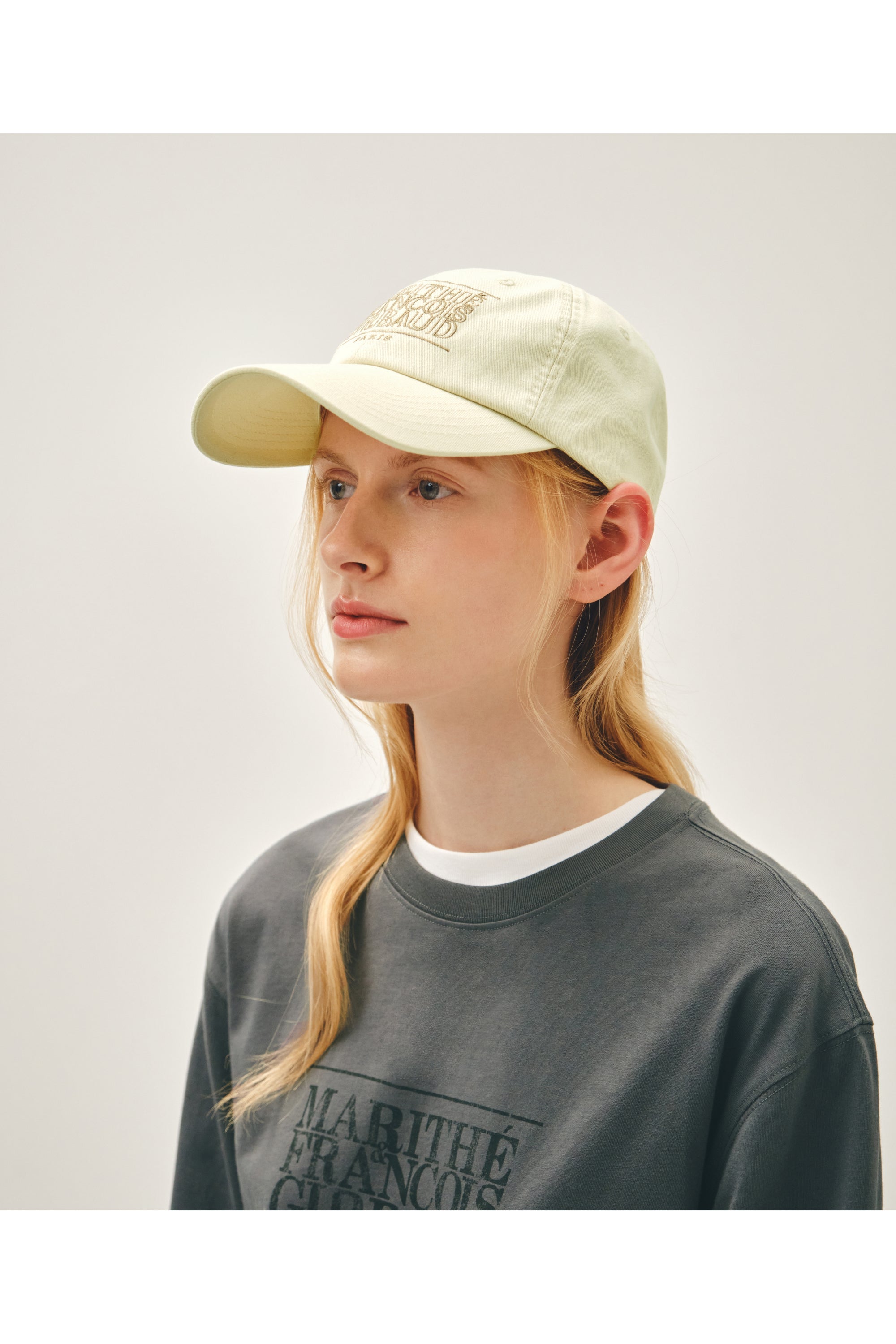Outline Classic Logo Cap Ivory