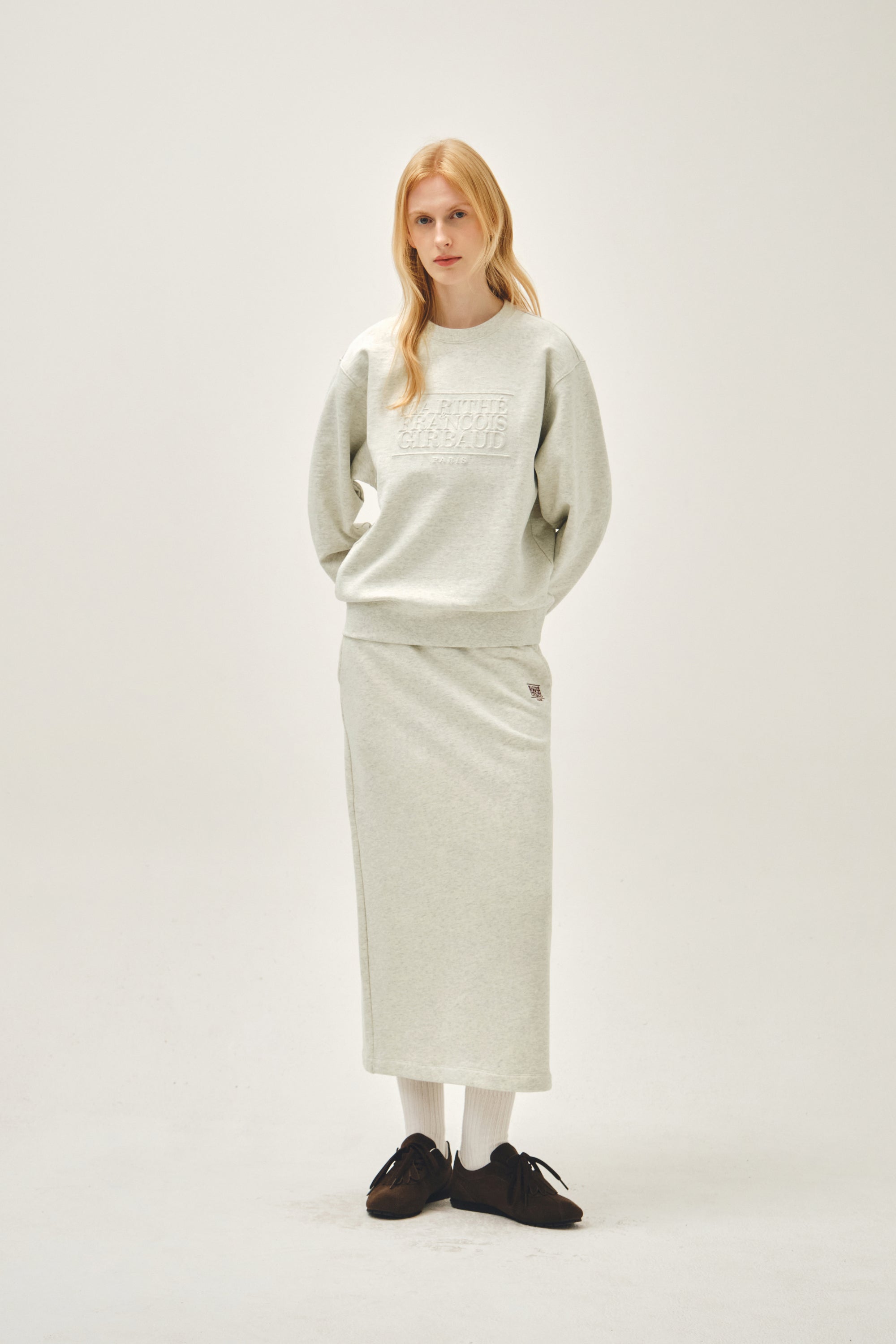 Embo Classic Logo Sweatshirt Oatmeal