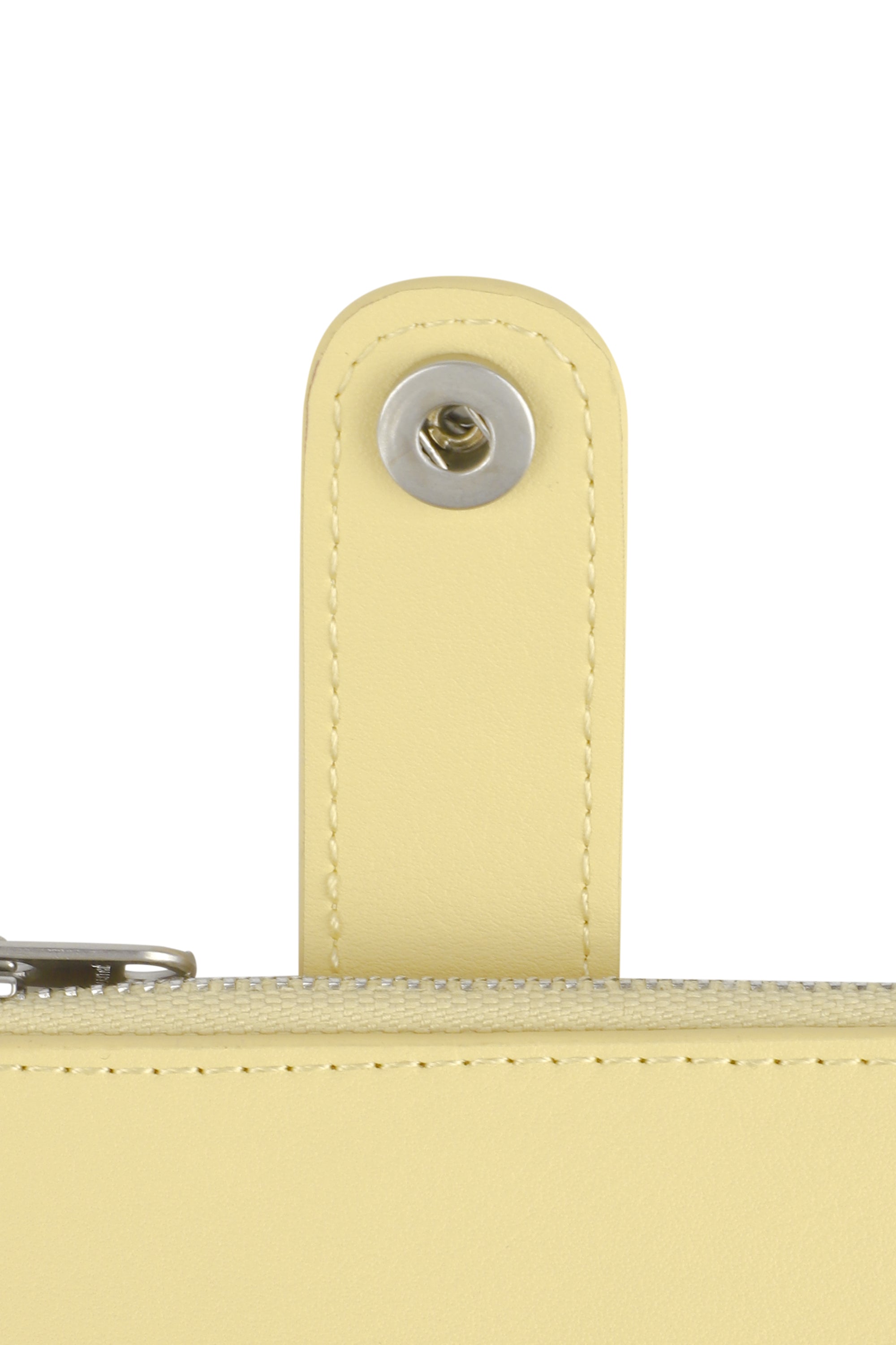 Regular Logo Peanut Keyring Wallet Light Yellow
