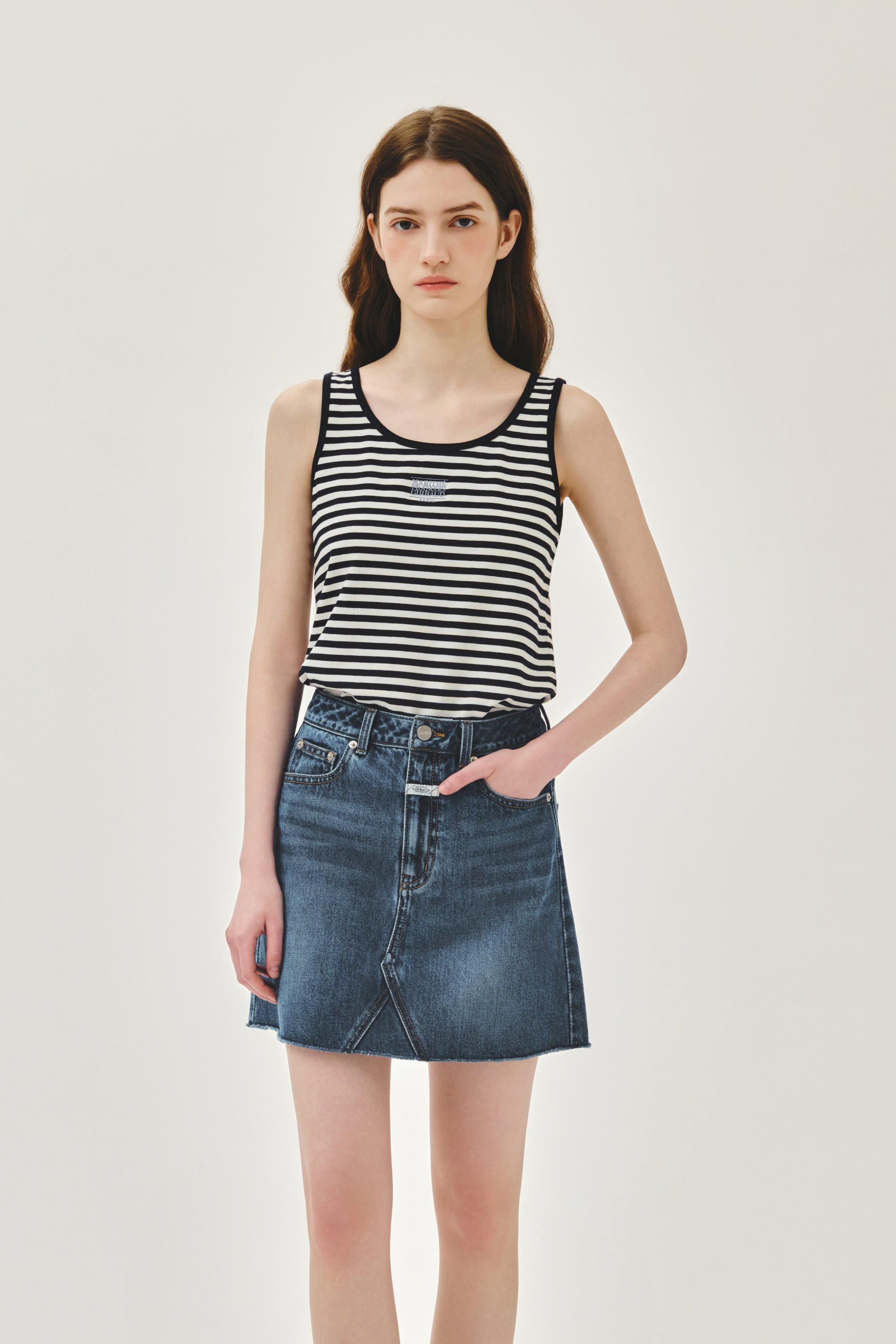 W Small Classic Logo Sleeveless Dark Navy