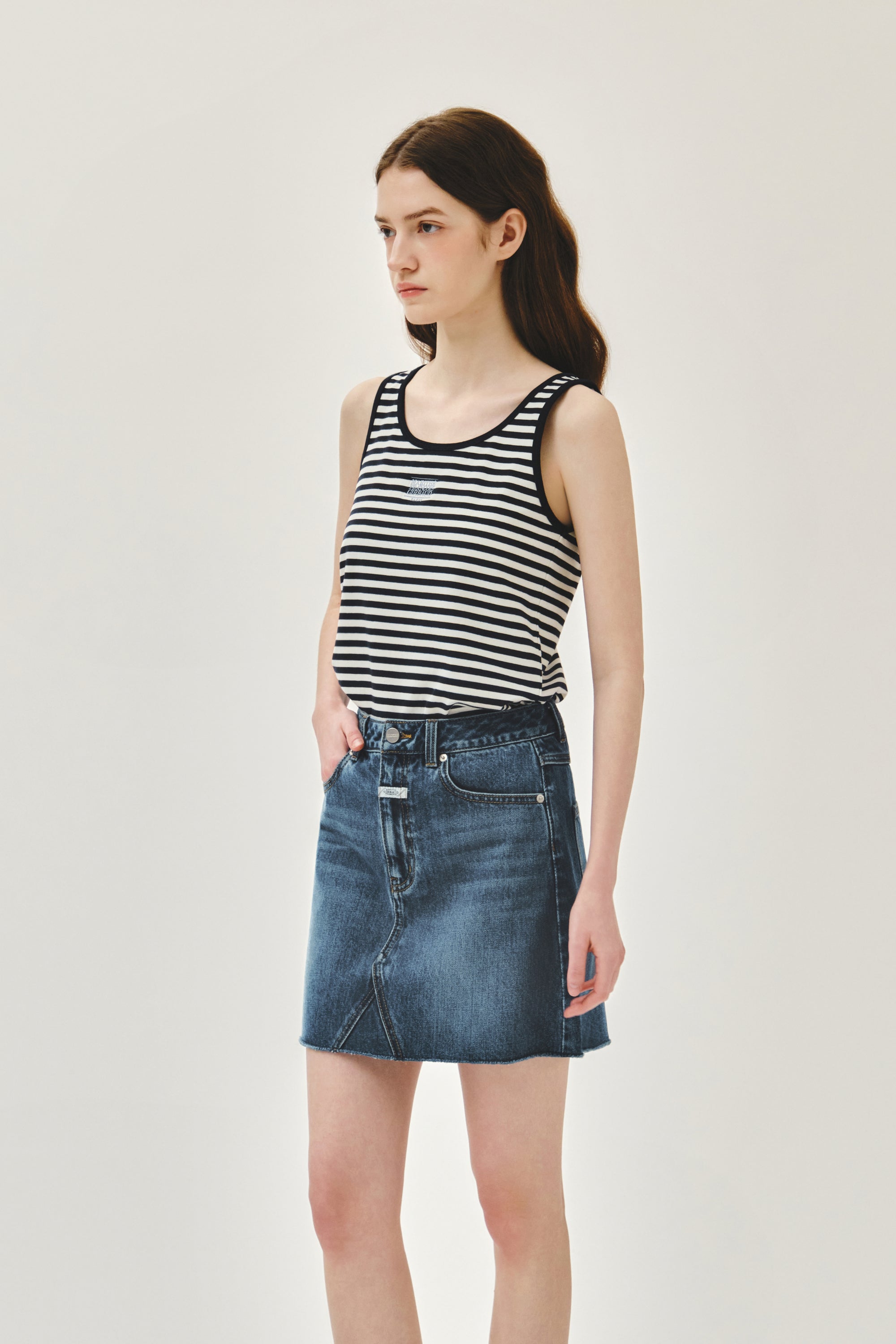 W Small Classic Logo Sleeveless Dark Navy