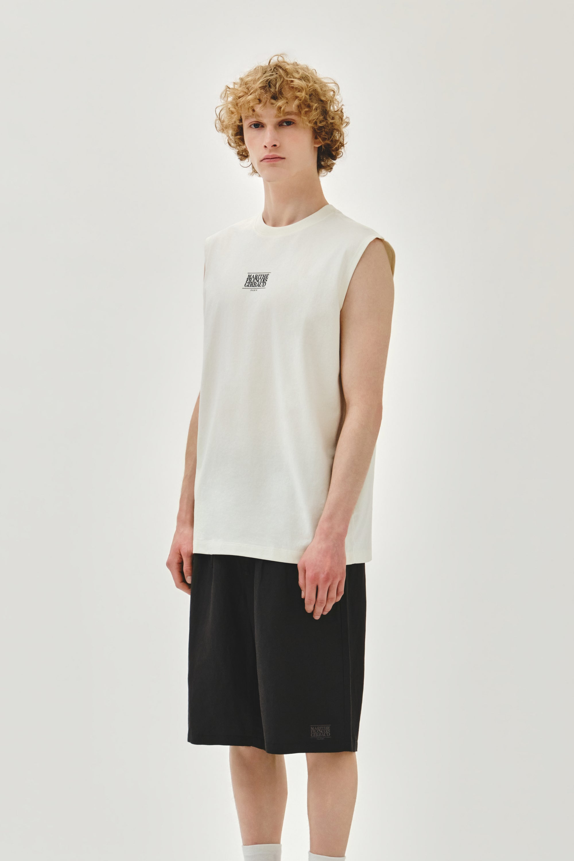 Sorona Cool Small Classic Logo Sleeveless Ivory
